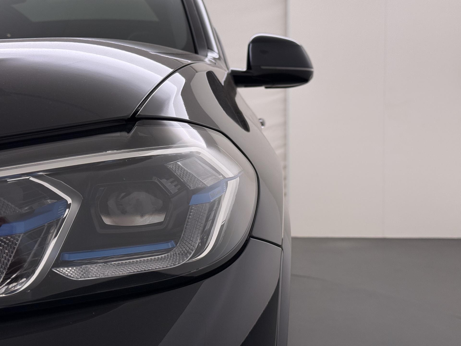 Foto van BMW Ix3