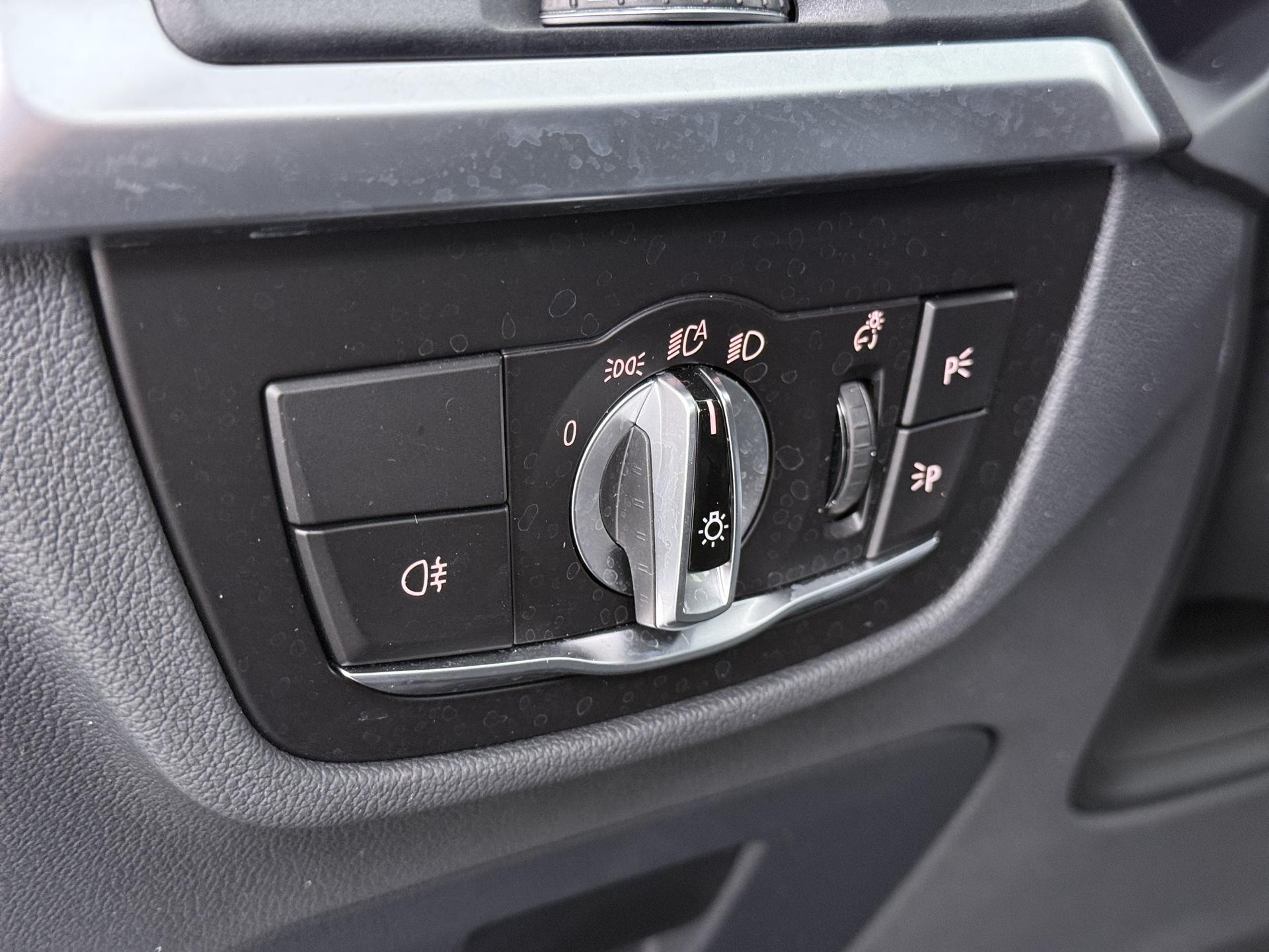 Foto van BMW Ix3