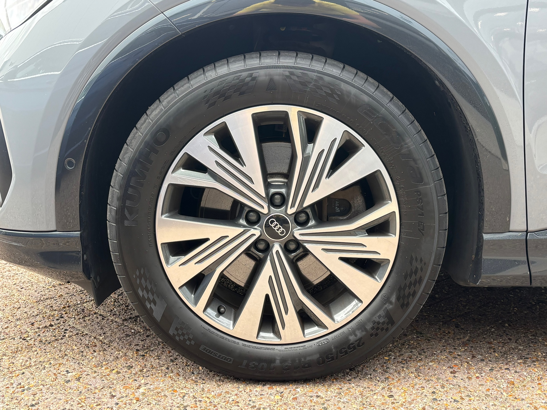 Foto van Audi Q4 45 E-tron