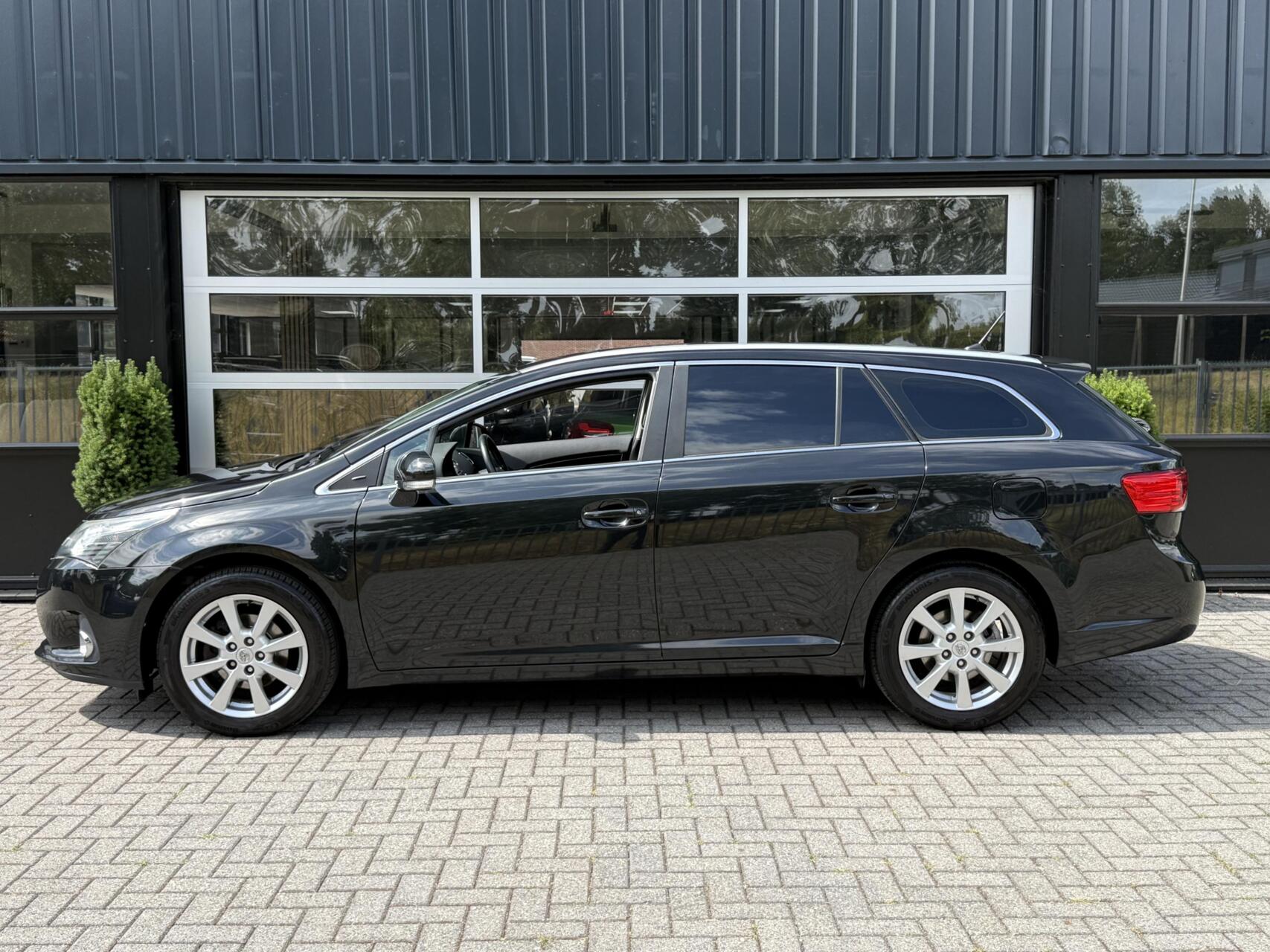 Foto van Toyota Avensis Wagon