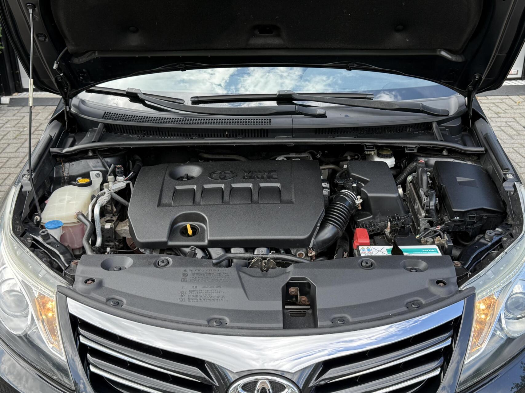 Foto van Toyota Avensis Wagon