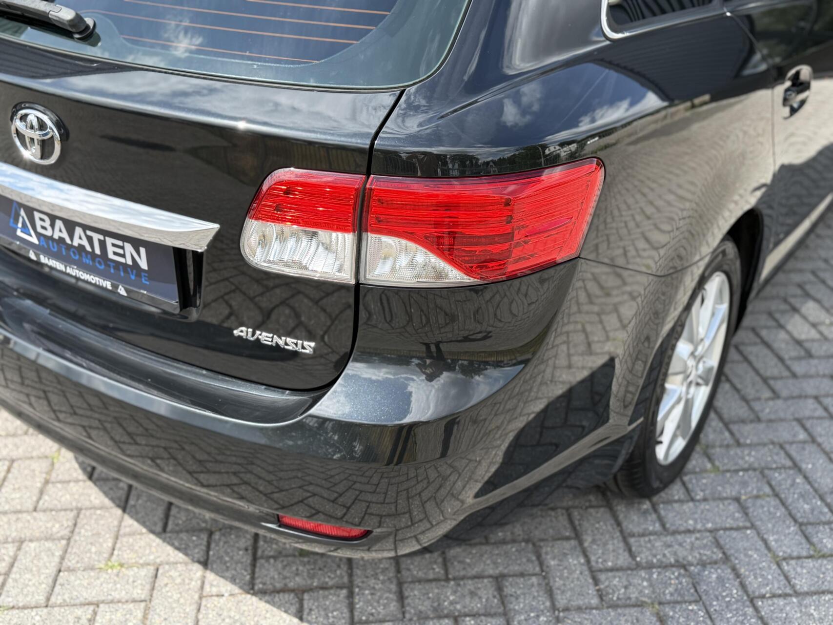 Foto van Toyota Avensis Wagon