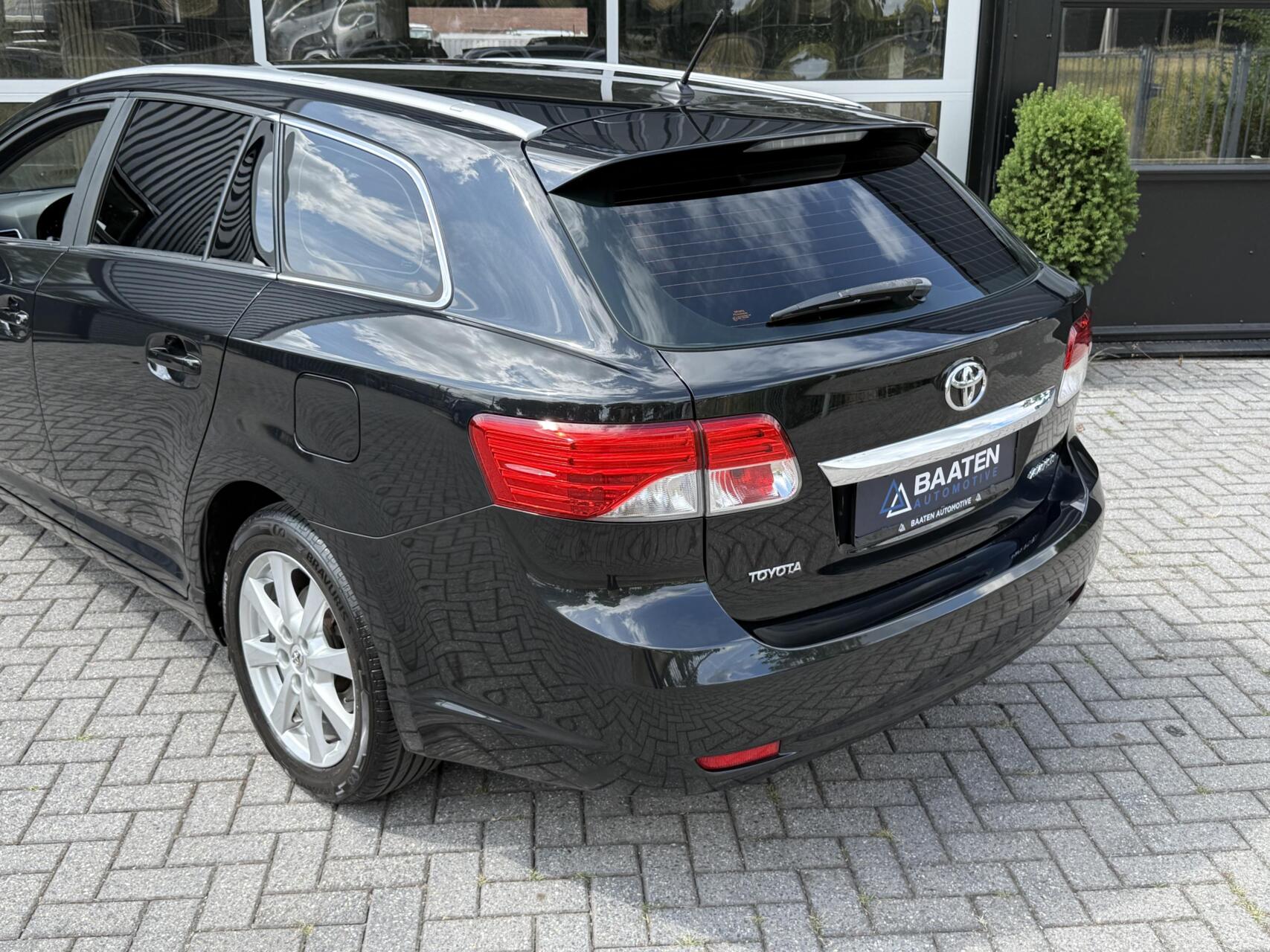 Foto van Toyota Avensis Wagon