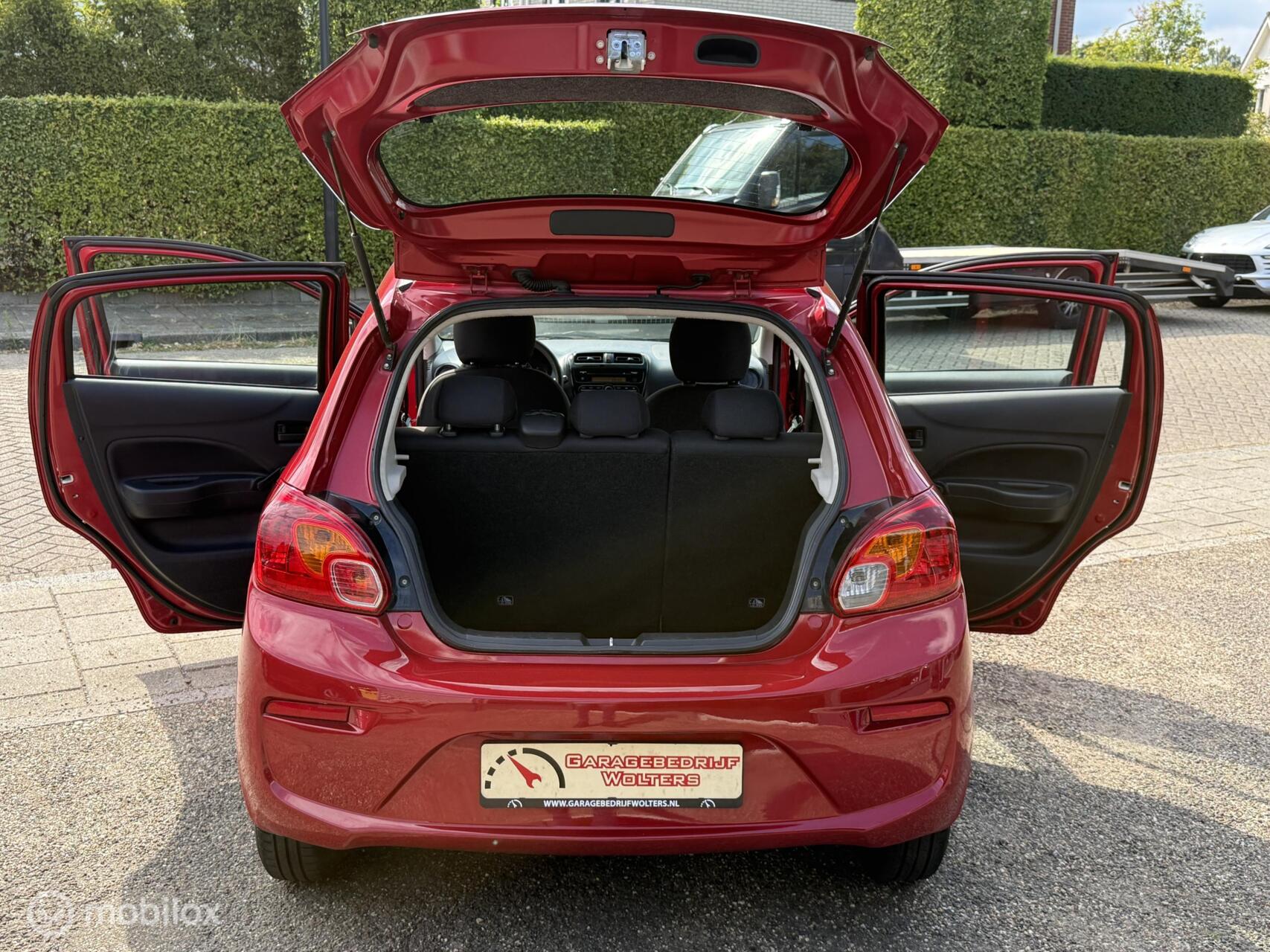 Foto van Mitsubishi Space Star