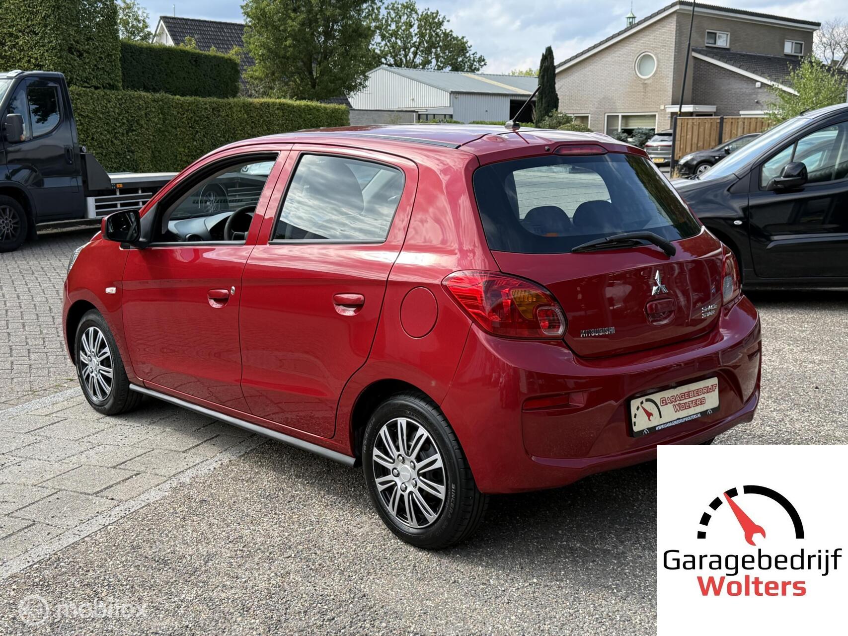 Foto van Mitsubishi Space Star