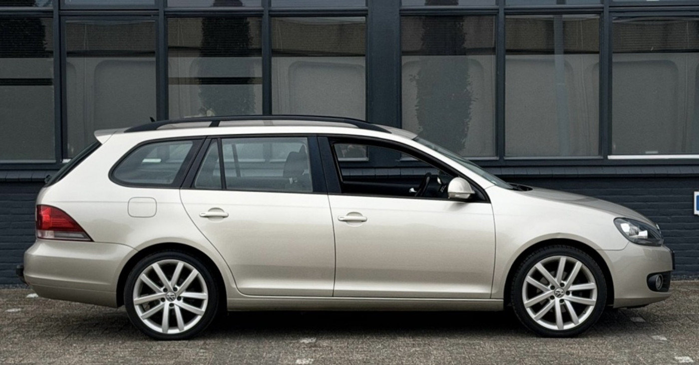 Foto van Volkswagen Golf Variant