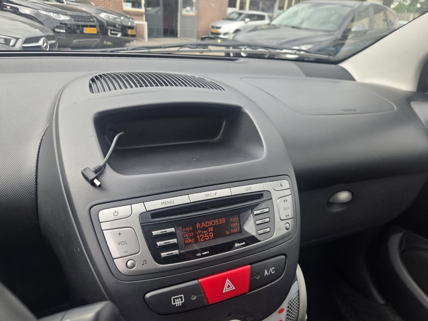 Foto van Peugeot Peugeot 107