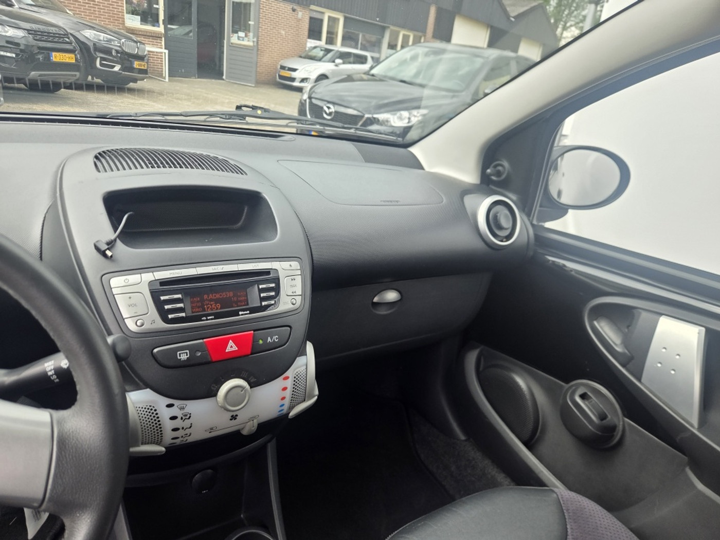 Foto van Peugeot Peugeot 107