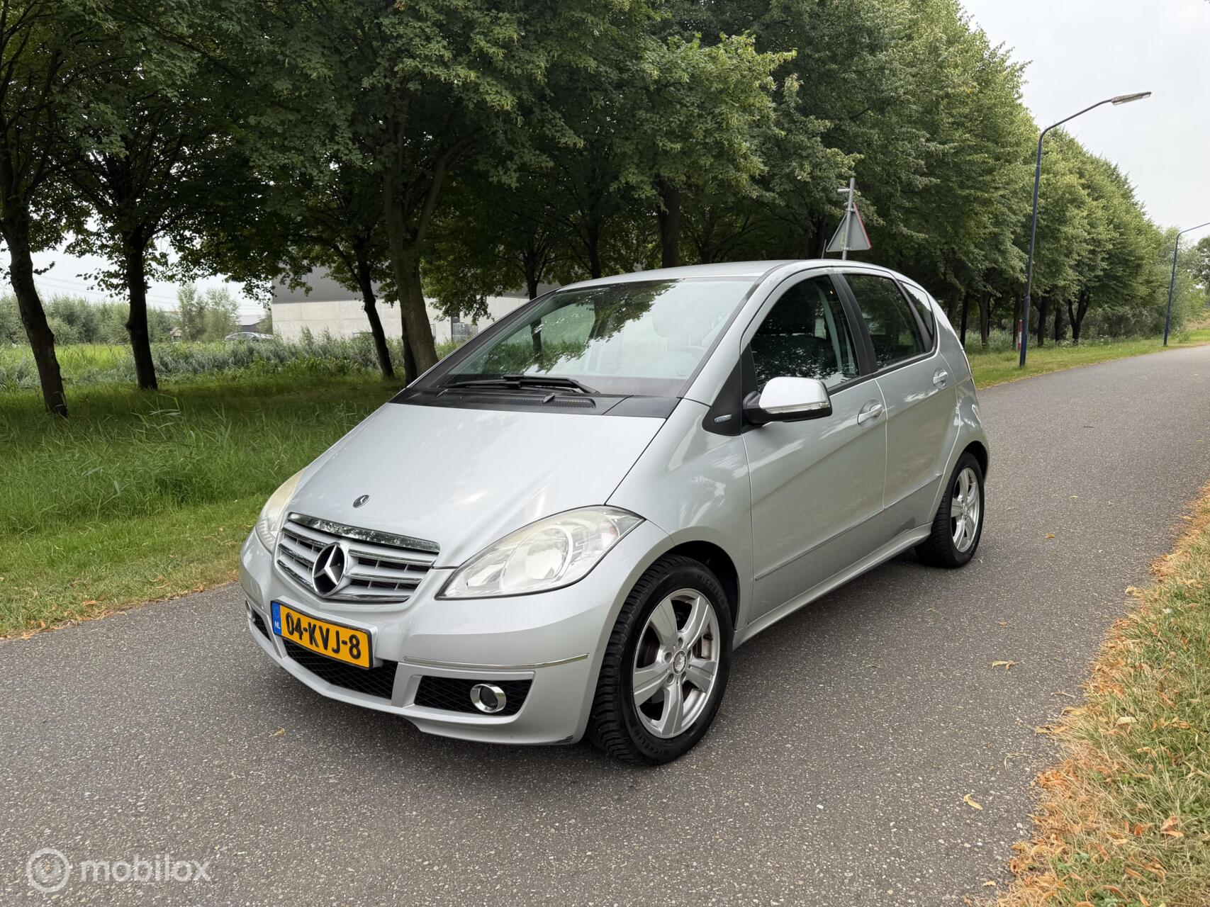 Mercedes-Benz A 180 180 BlueEFFICIENCY Avantgarde*AIRCO*CRUISE 2010 - voorkant