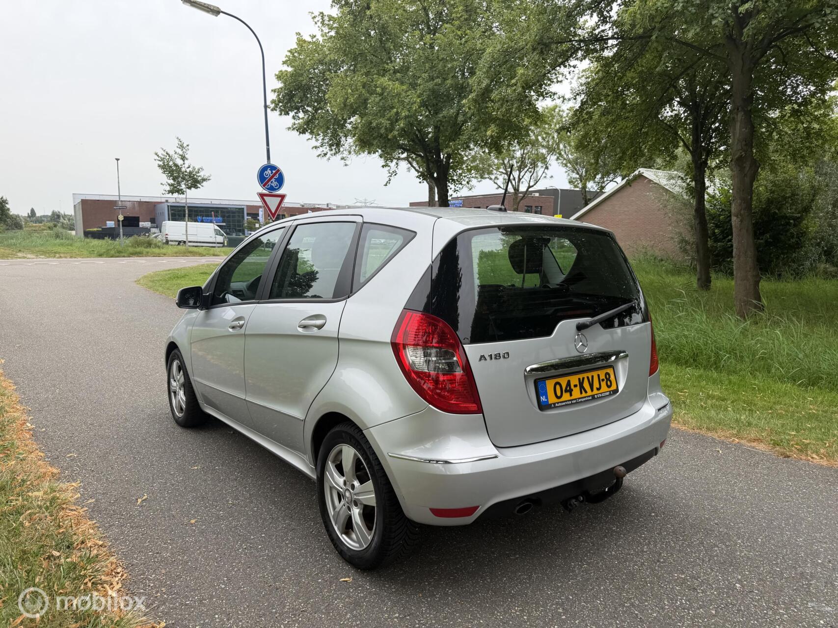 Foto van Mercedes-Benz A 180