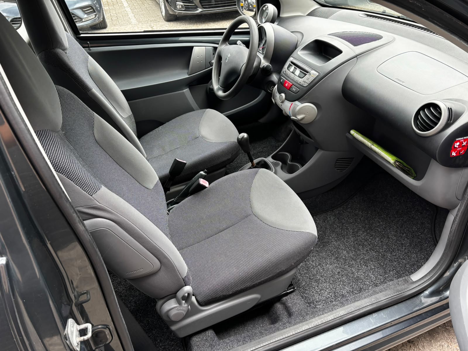 Foto van Peugeot Peugeot 107
