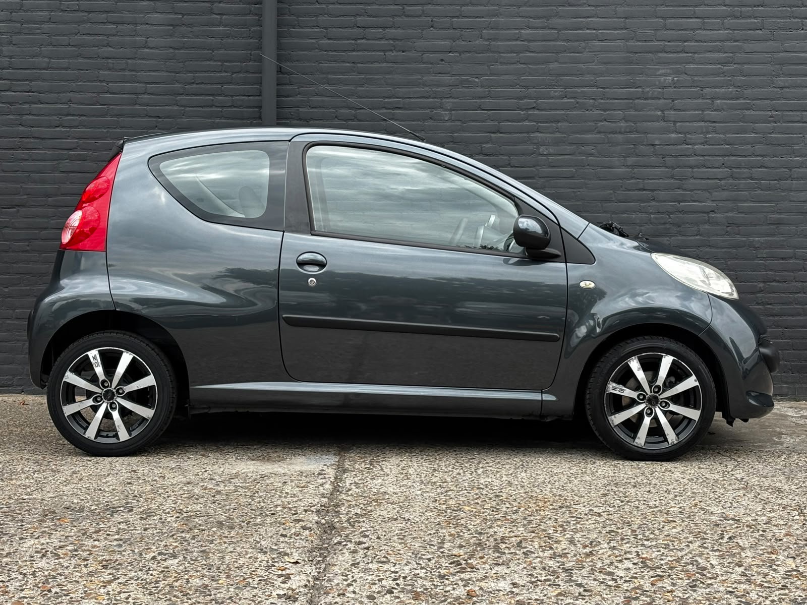 Foto van Peugeot Peugeot 107
