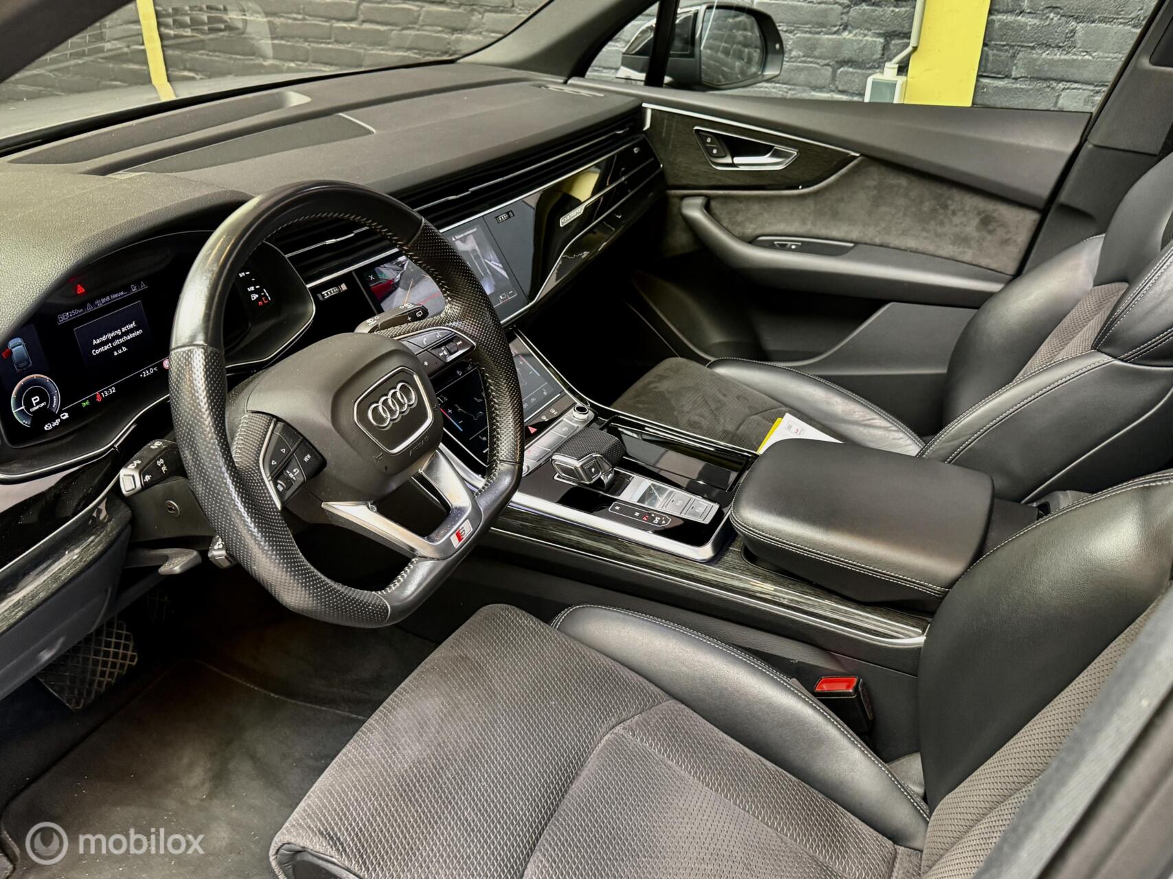 Foto van Audi Q7 60 TFSI E
