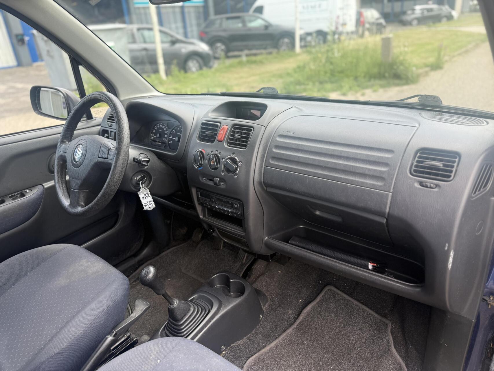 Foto van Suzuki Wagon R