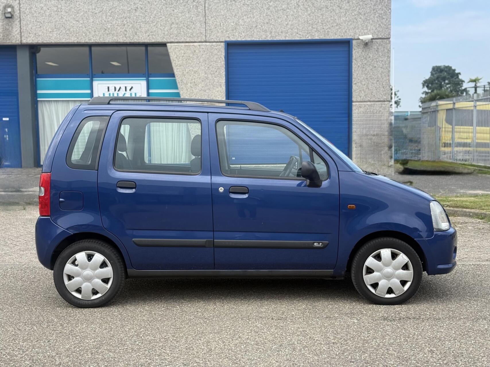 Foto van Suzuki Wagon R