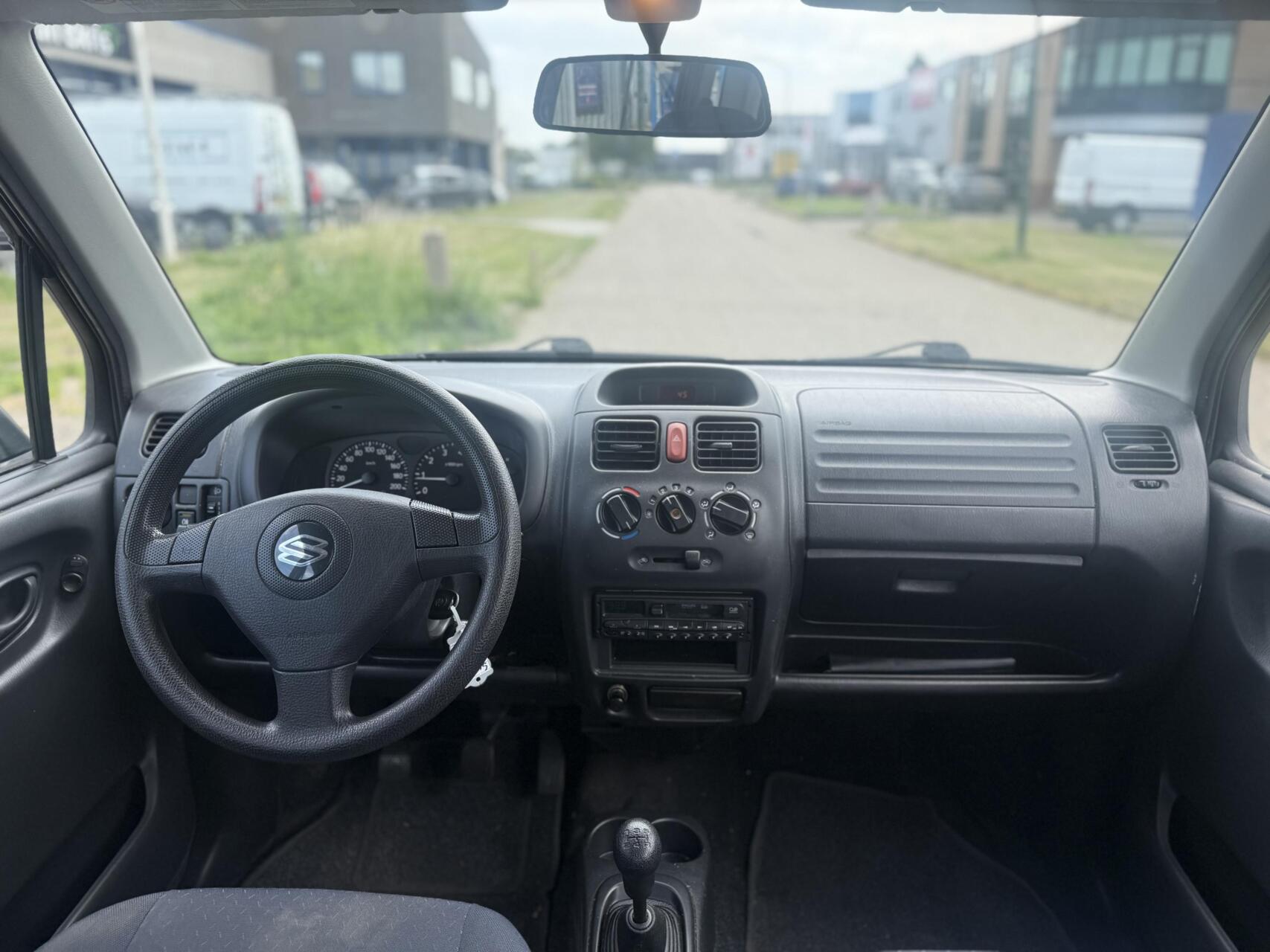Foto van Suzuki Wagon R