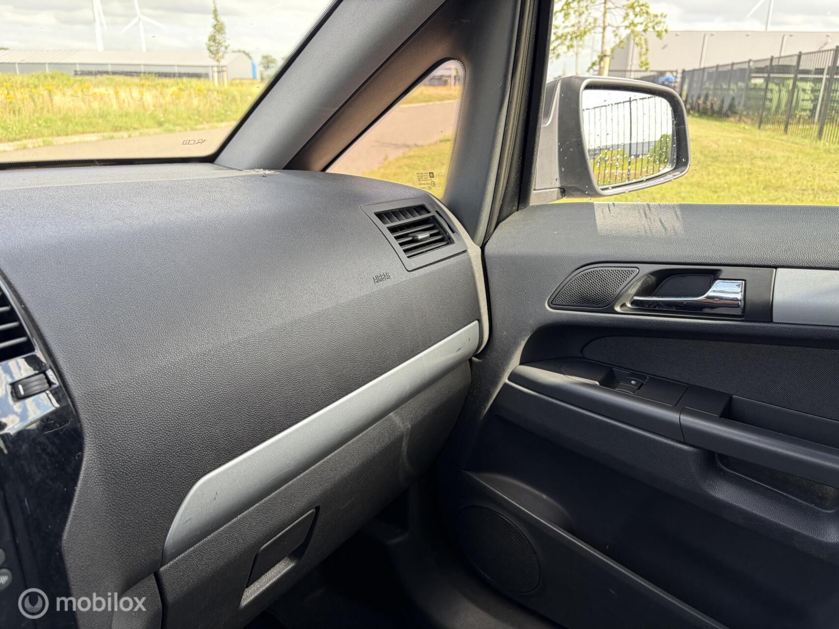Foto van Opel Zafira