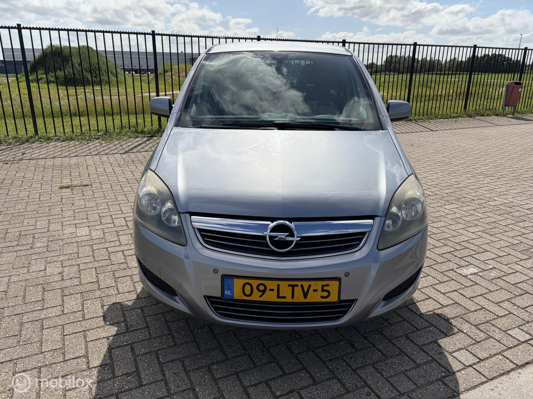 Foto van Opel Zafira