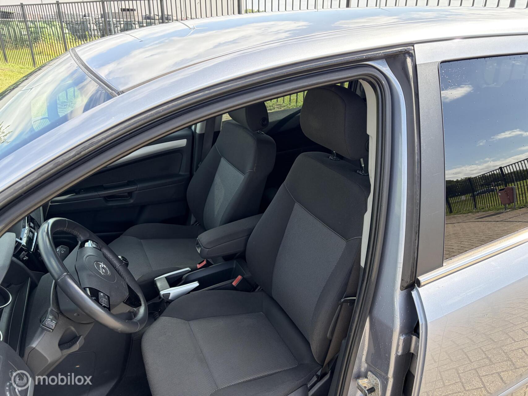 Foto van Opel Zafira