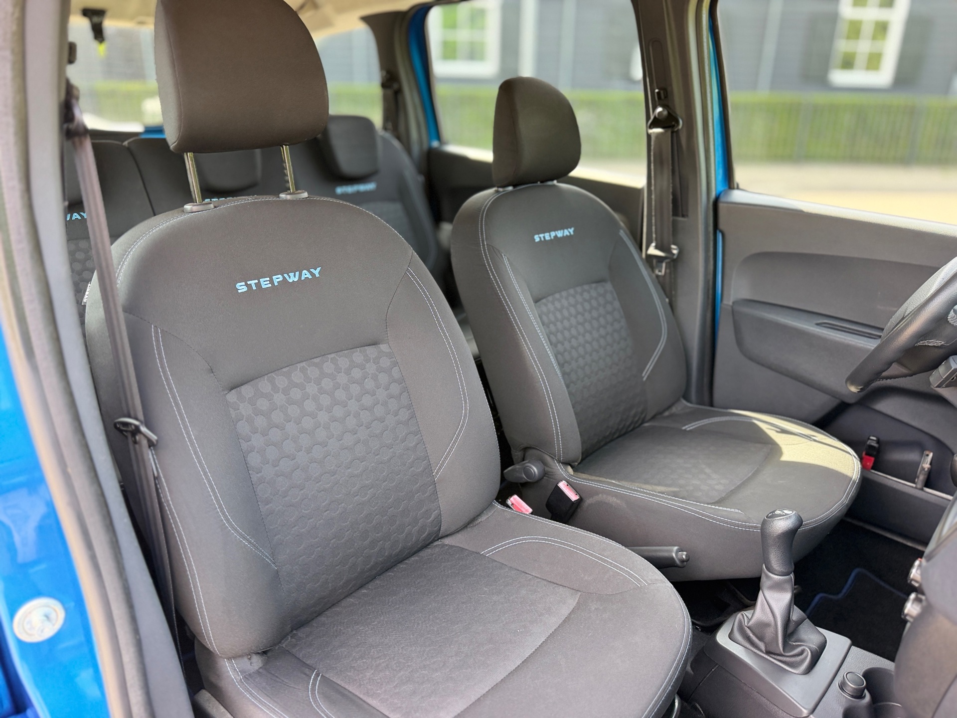 Foto van Dacia Lodgy