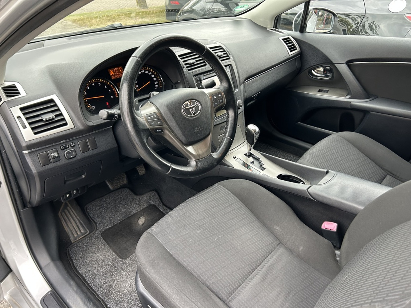 Foto van Toyota Toyota Avensis