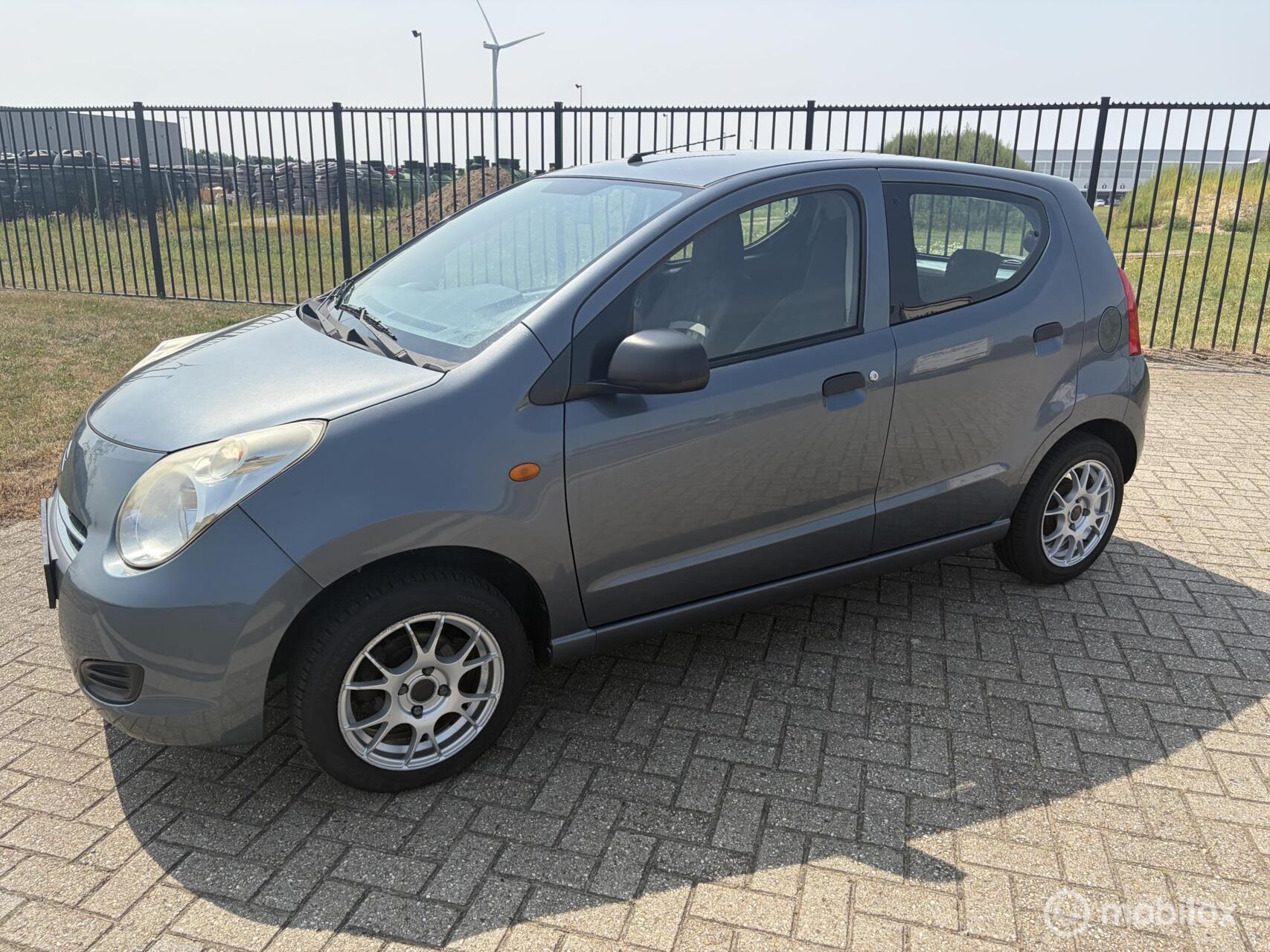 Suzuki Alto 1.0 Comfort 2009 - voorkant