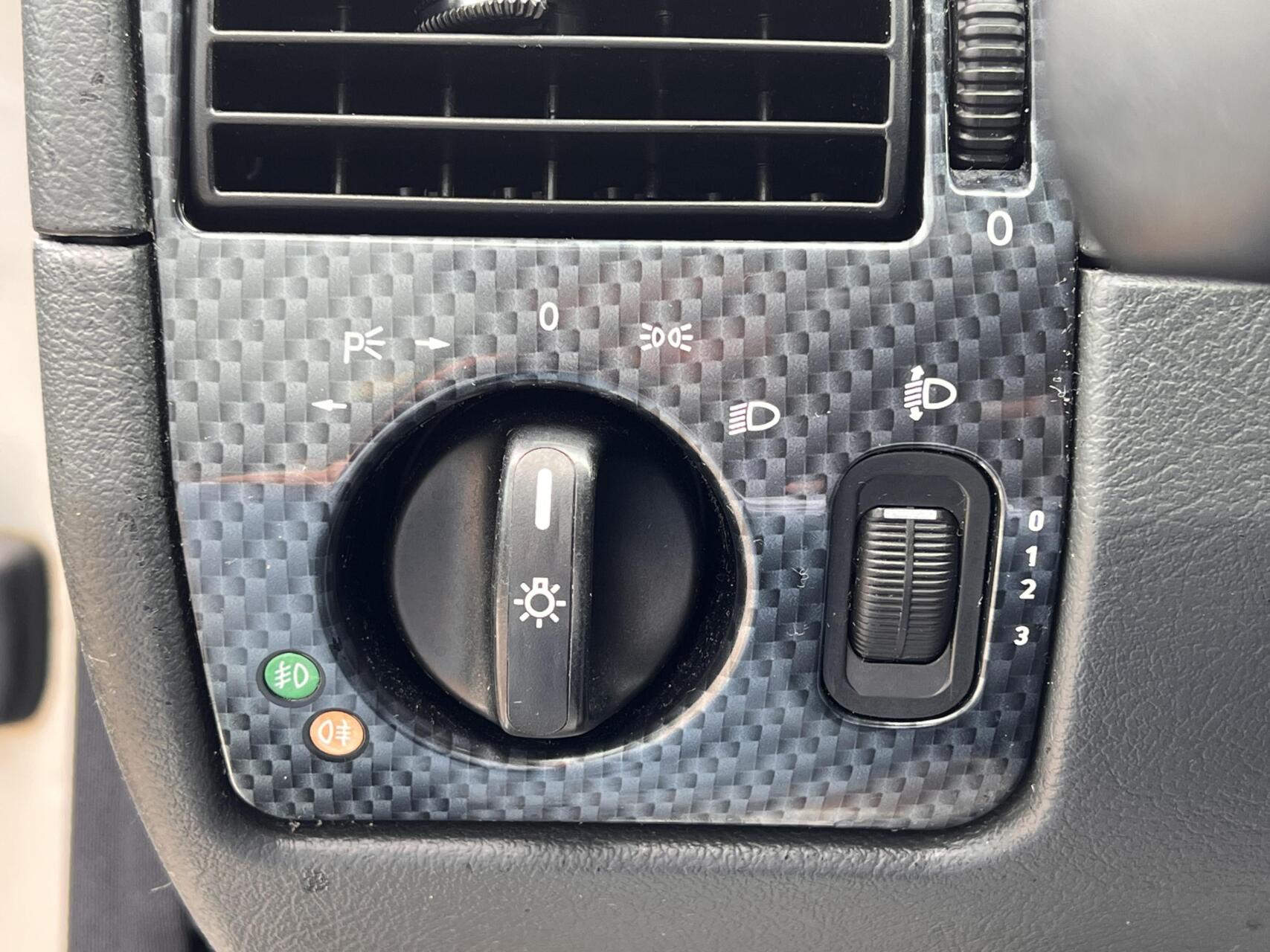 Foto van Mercedes-Benz SLK 230 Kompressor