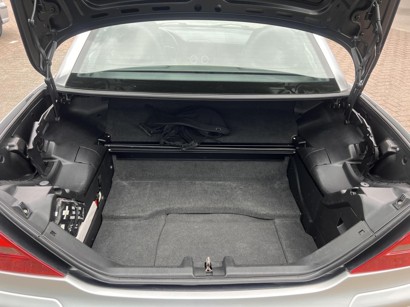Foto van Mercedes-Benz SLK 230 Kompressor
