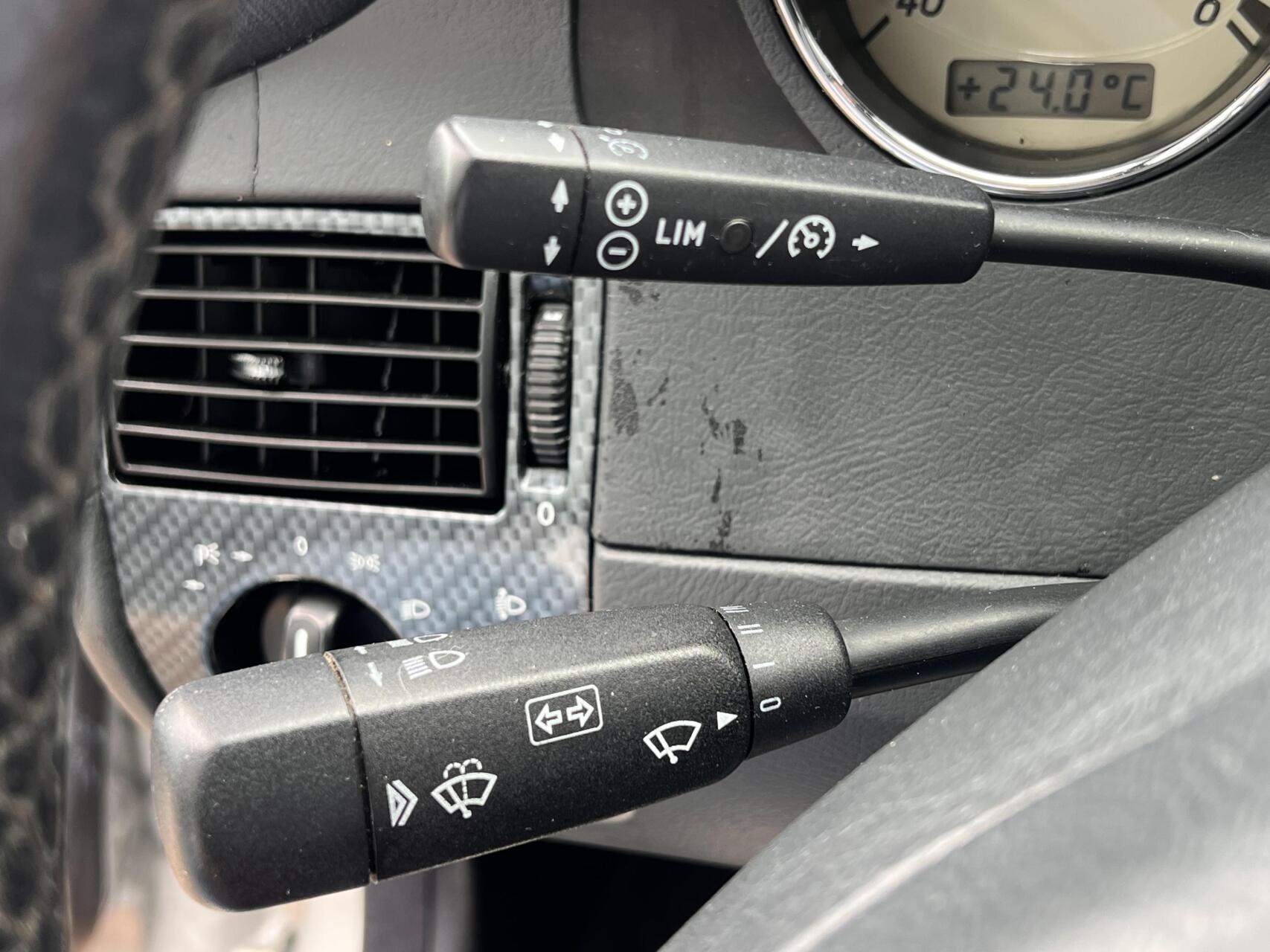 Foto van Mercedes-Benz SLK 230 Kompressor