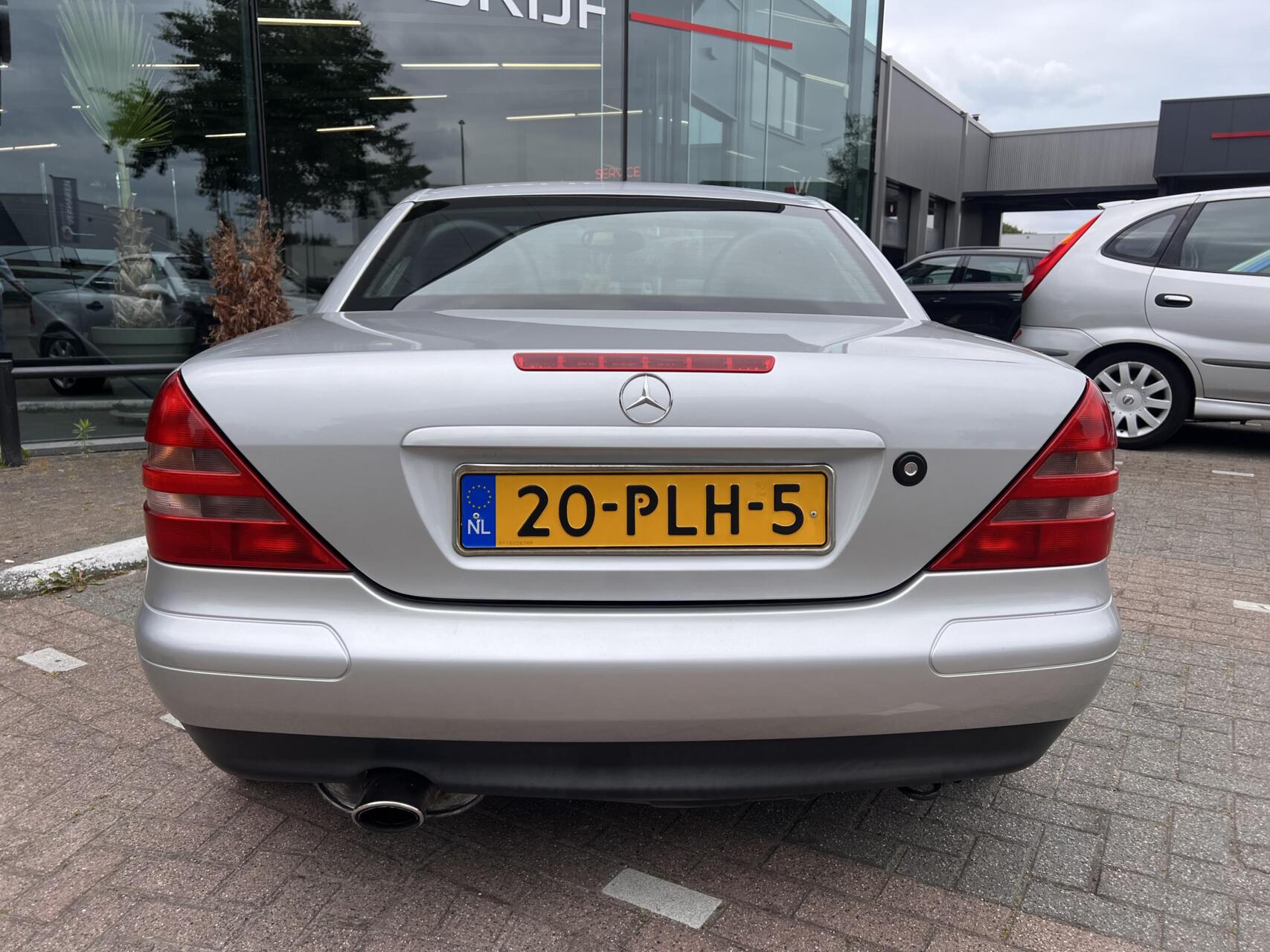 Foto van Mercedes-Benz SLK 230 Kompressor