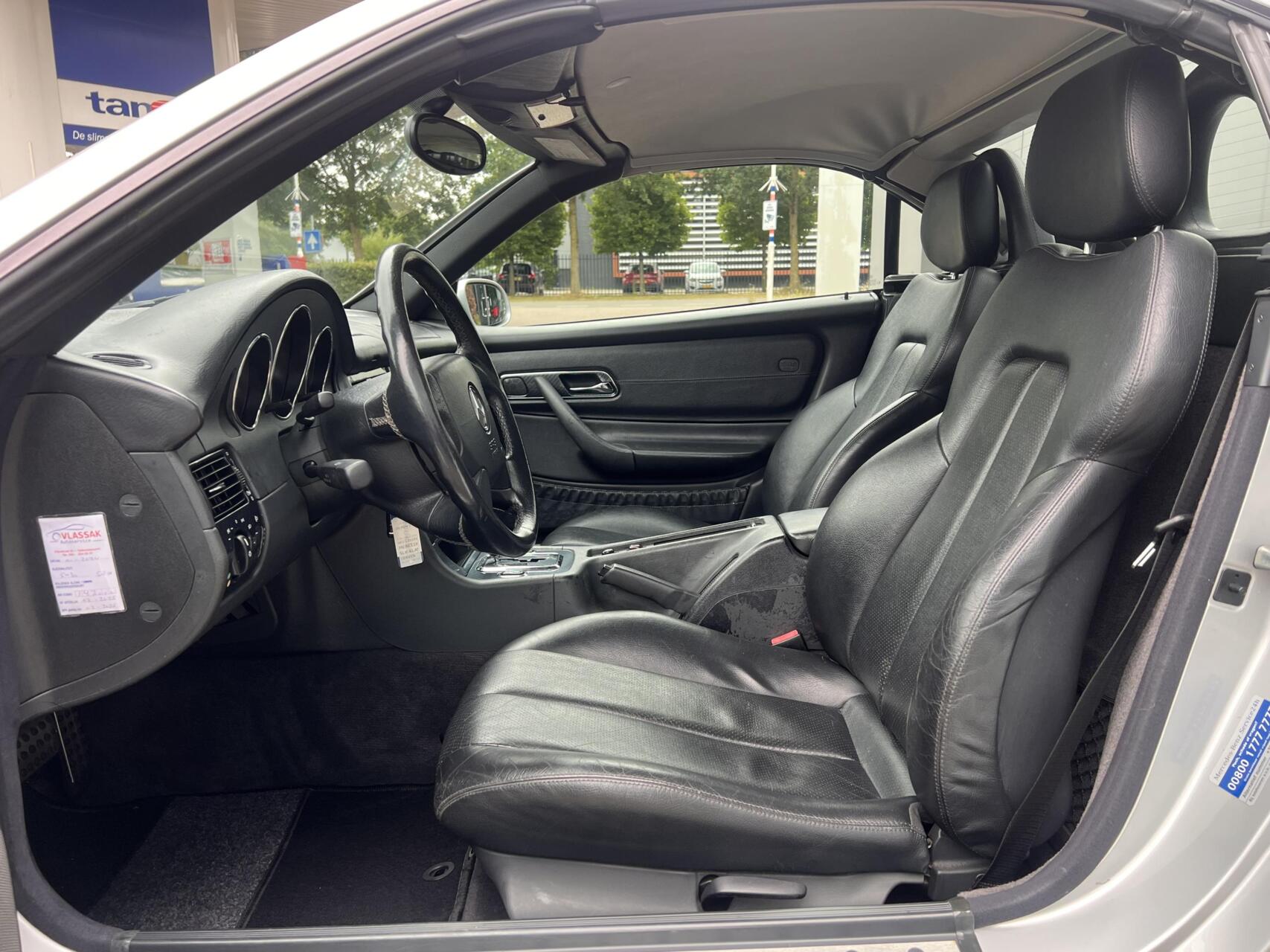 Foto van Mercedes-Benz SLK 230 Kompressor