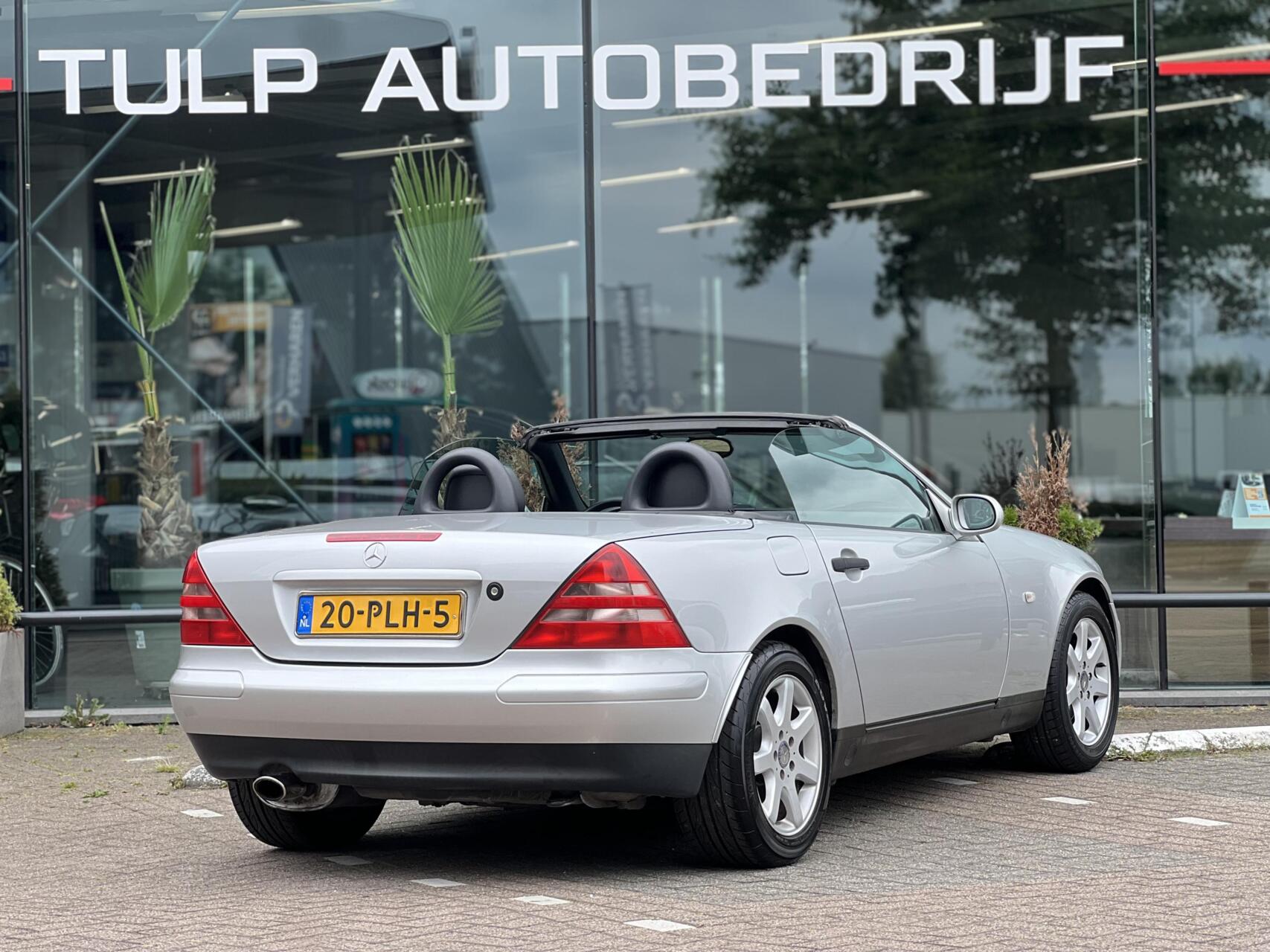 Foto van Mercedes-Benz SLK 230 Kompressor