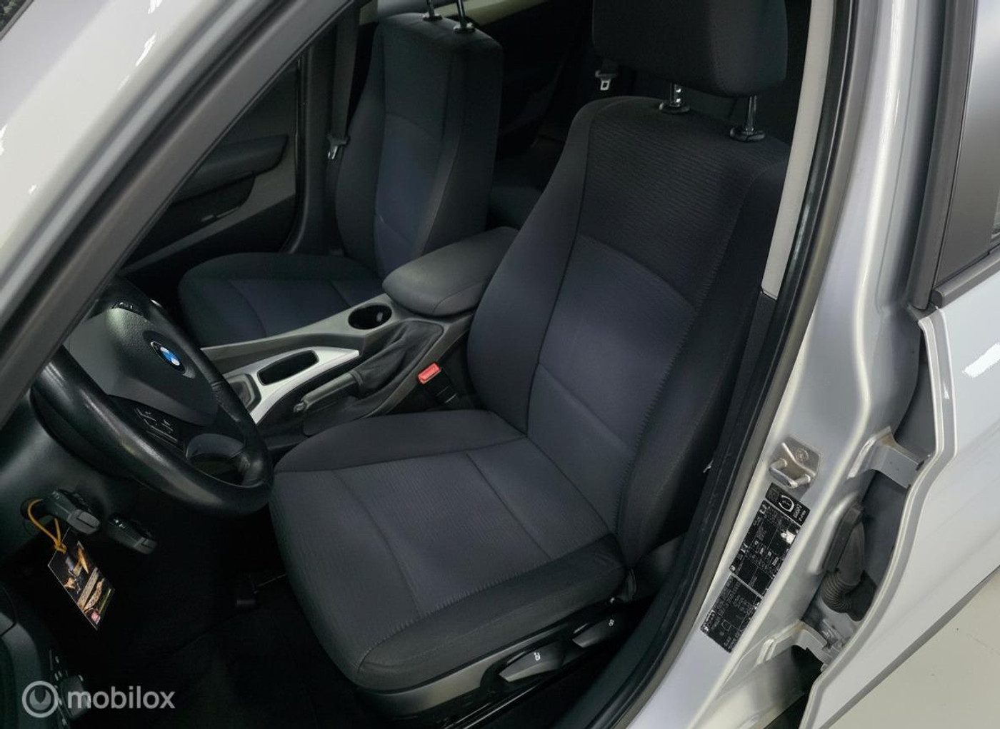 Foto van BMW X1 sDrive 18i