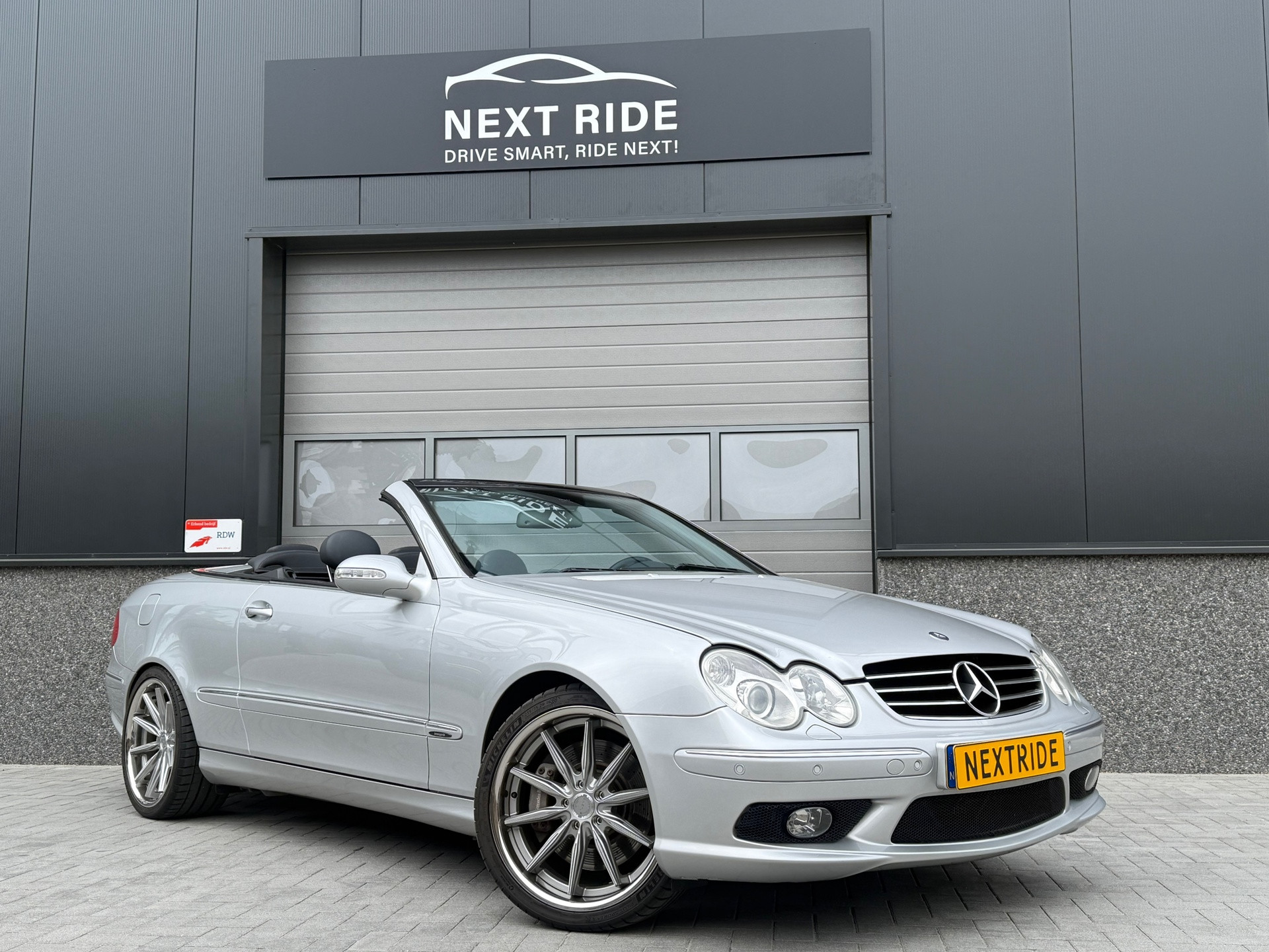 Foto van Mercedes-Benz CLK 500