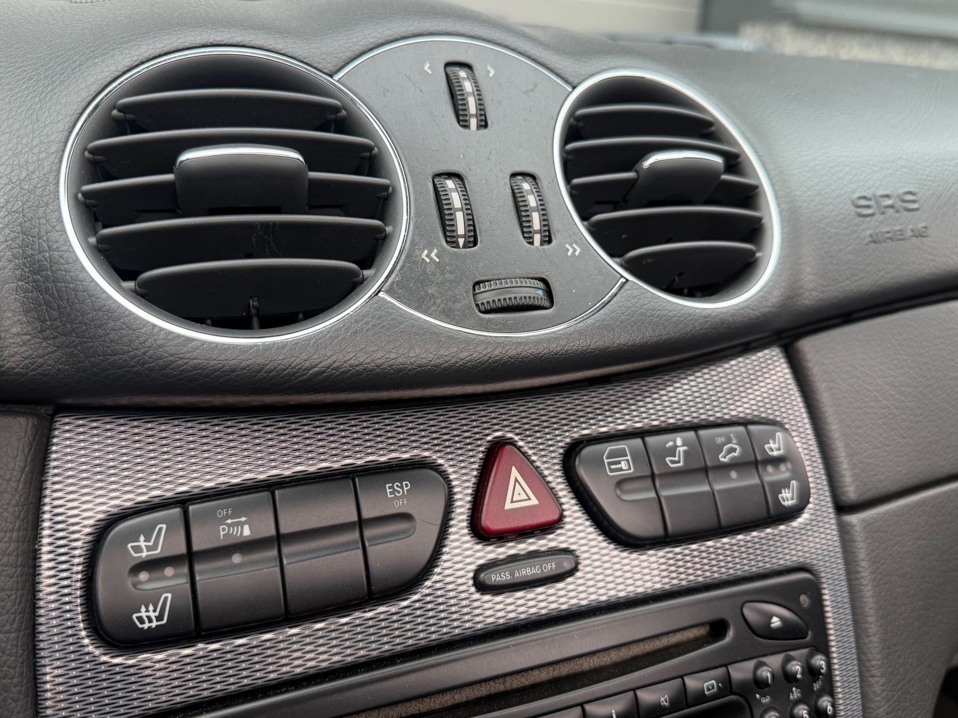 Foto van Mercedes-Benz CLK 500