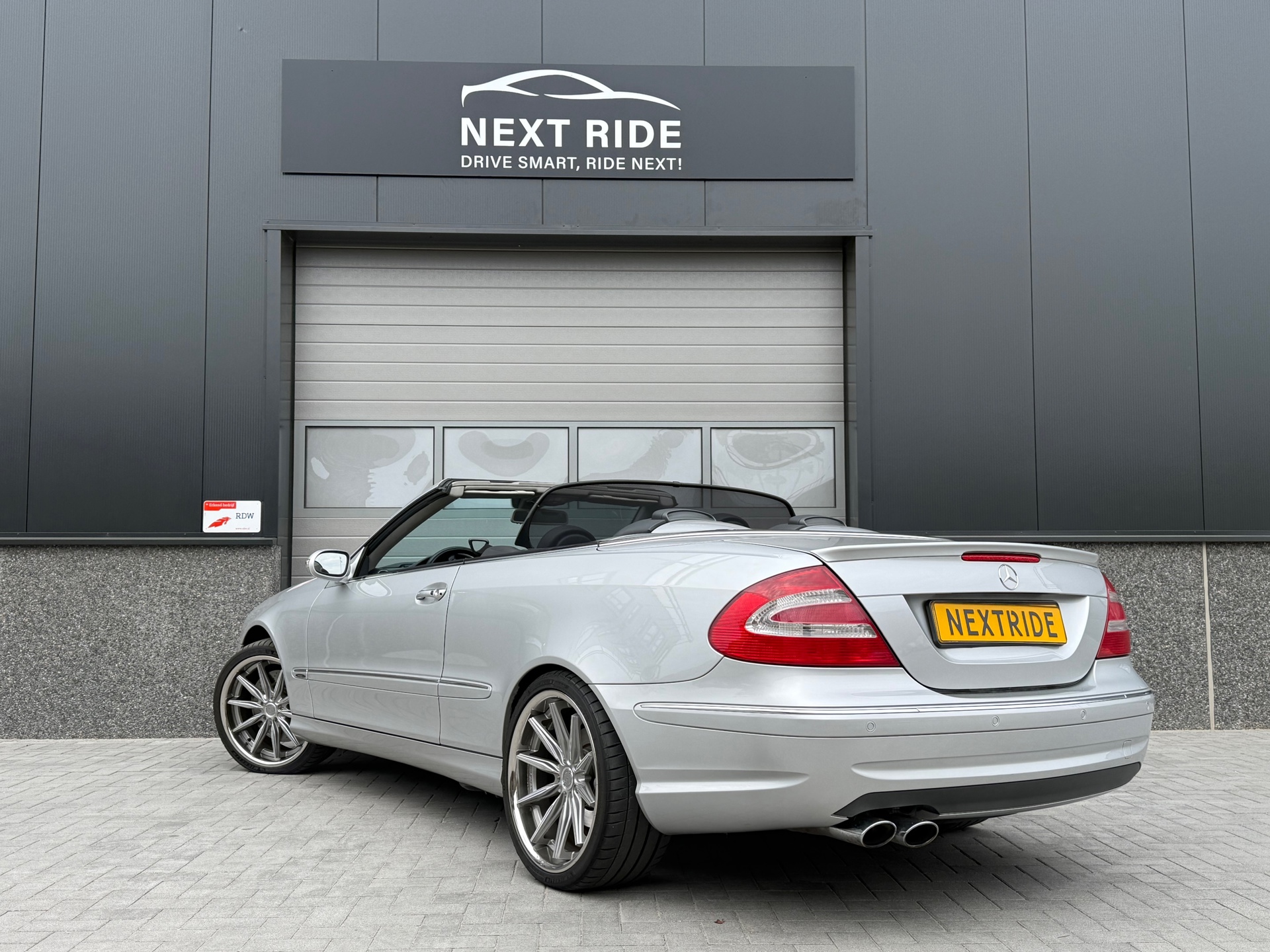 Foto van Mercedes-Benz CLK 500