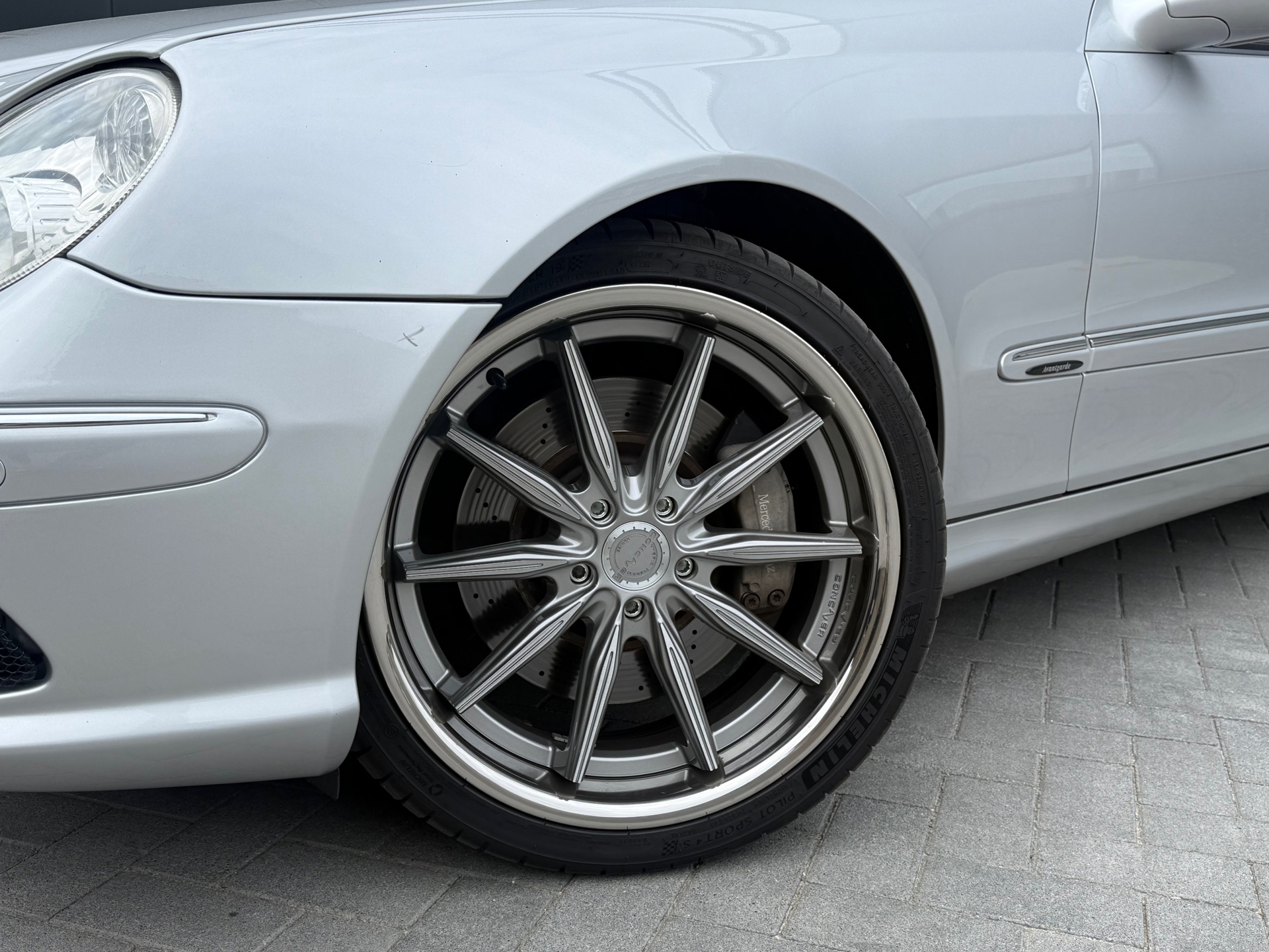 Foto van Mercedes-Benz CLK 500