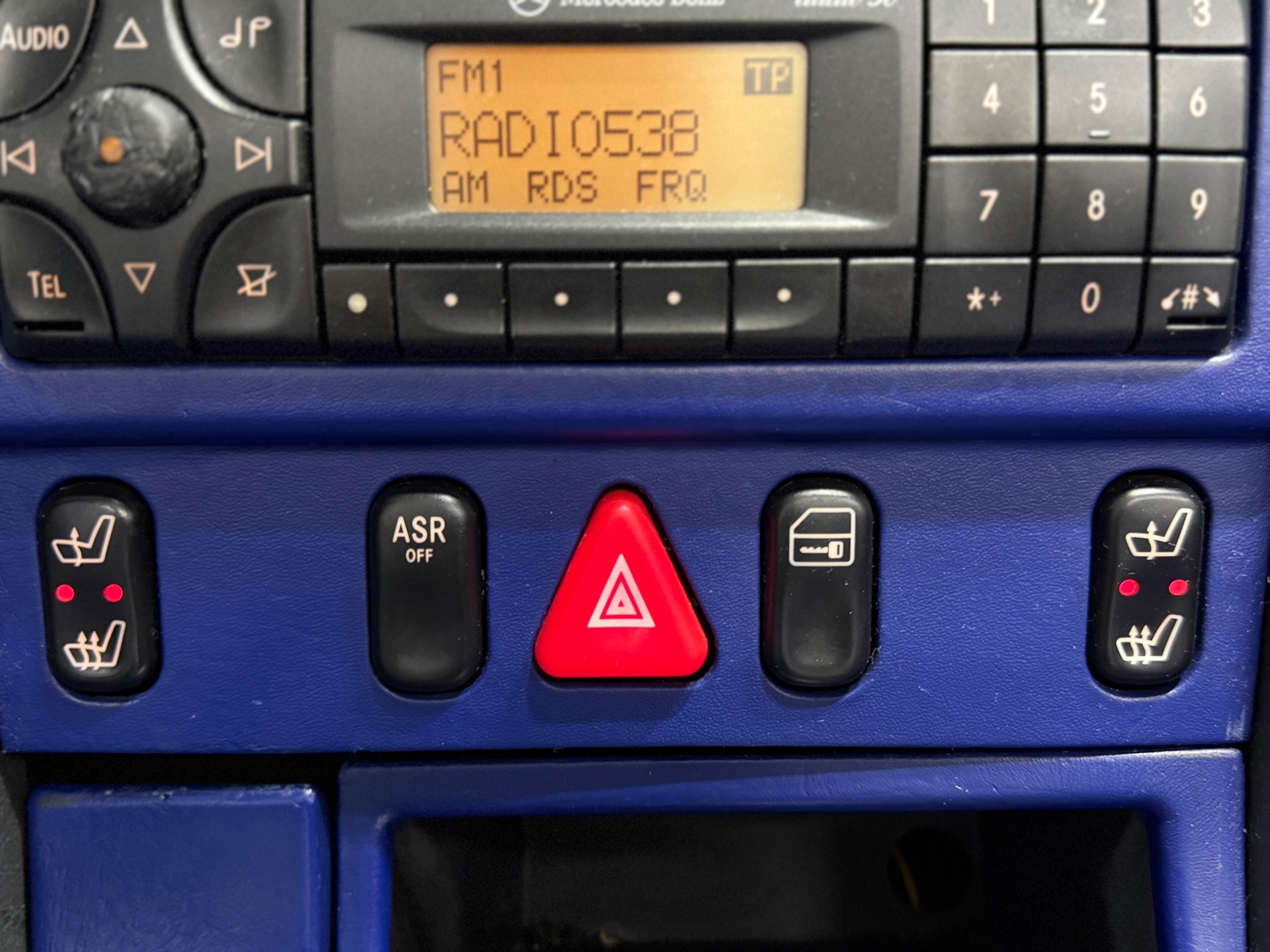 Foto van Mercedes-Benz SLK 230 Kompressor