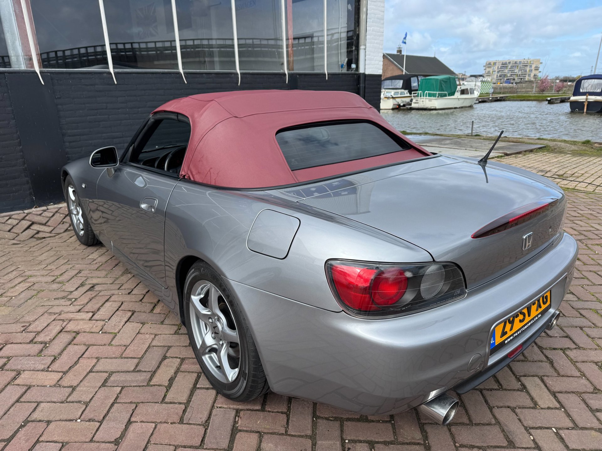 Foto van Honda Honda S2000