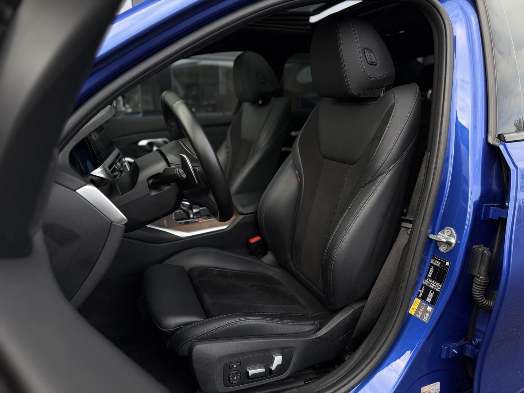Foto van BMW 330e