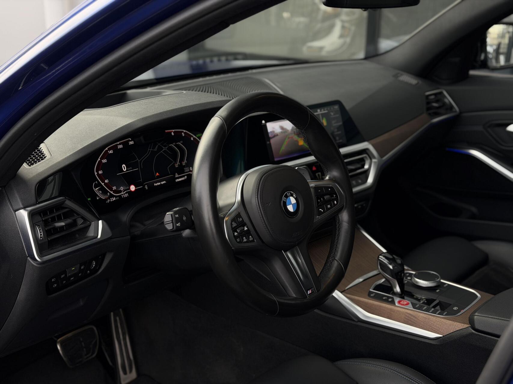 Foto van BMW 330e