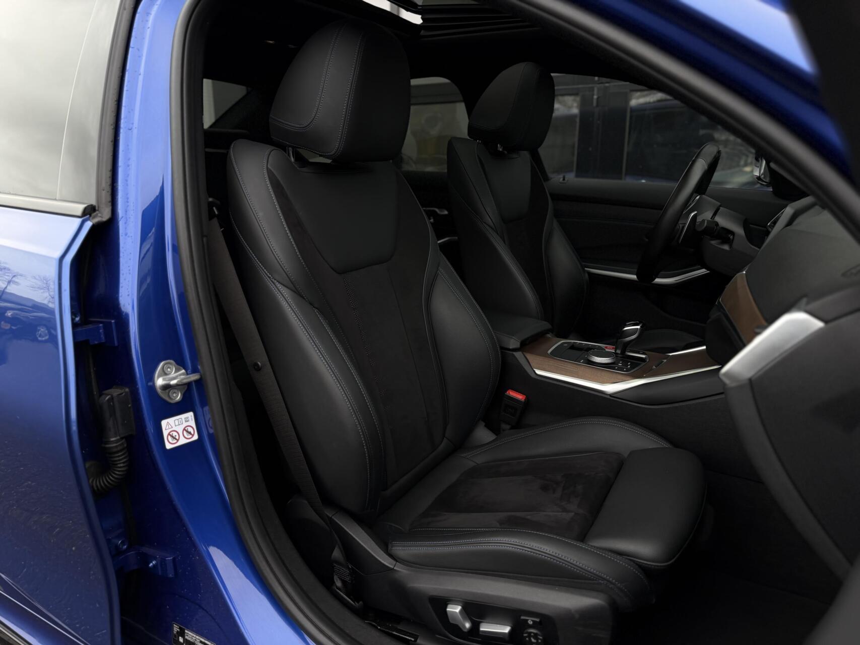 Foto van BMW 330e