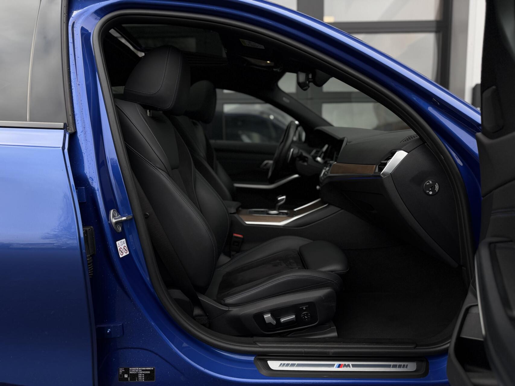 Foto van BMW 330e