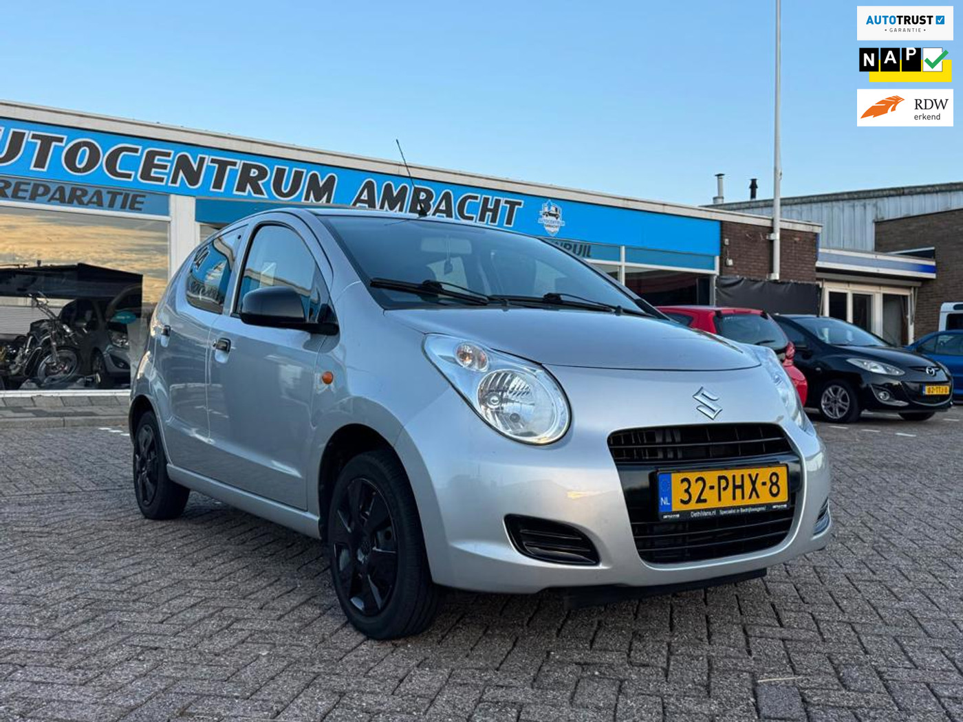 Suzuki Alto 1.0 Spirit 2011 - voorkant