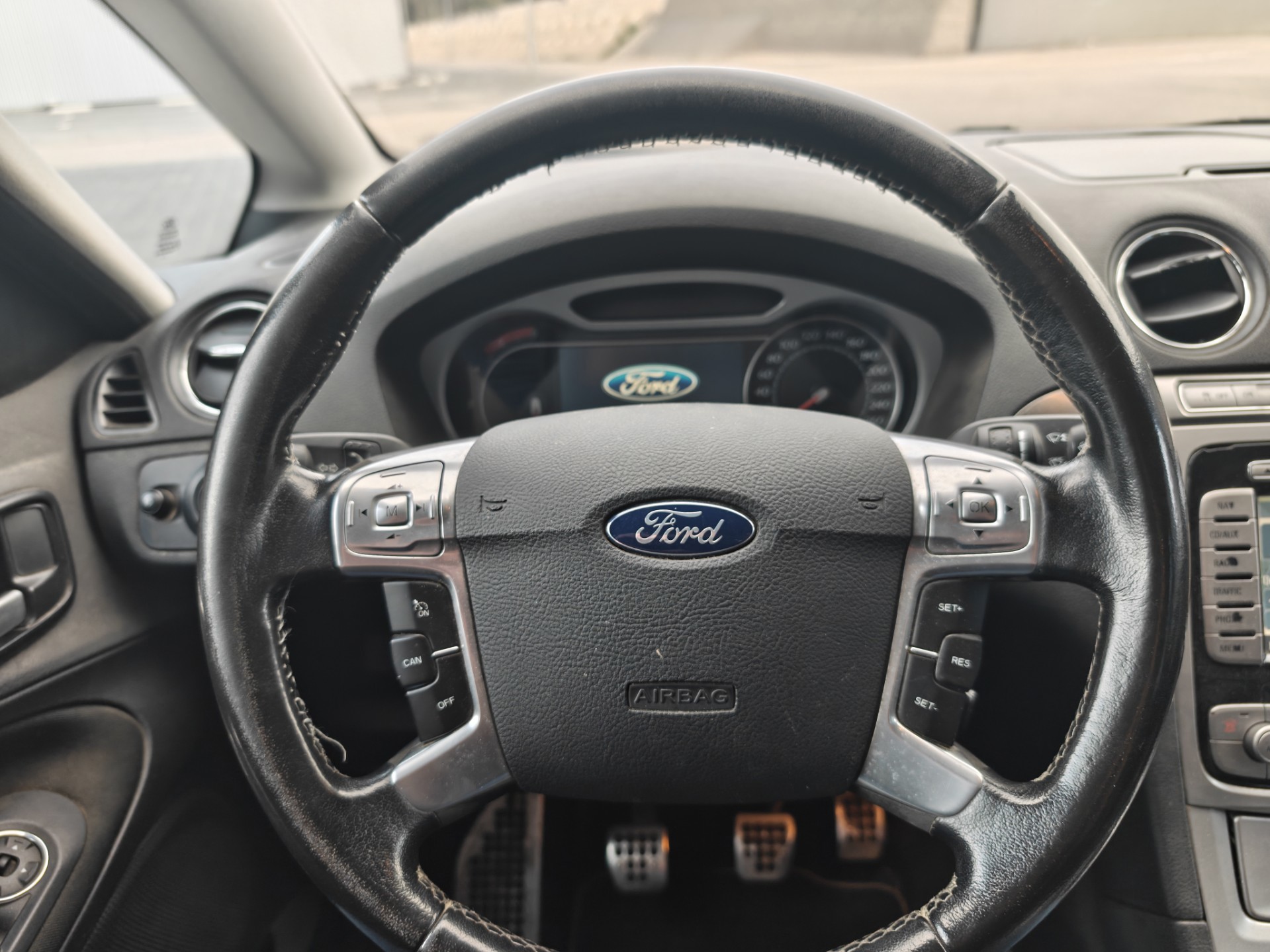 Foto van Ford S-max