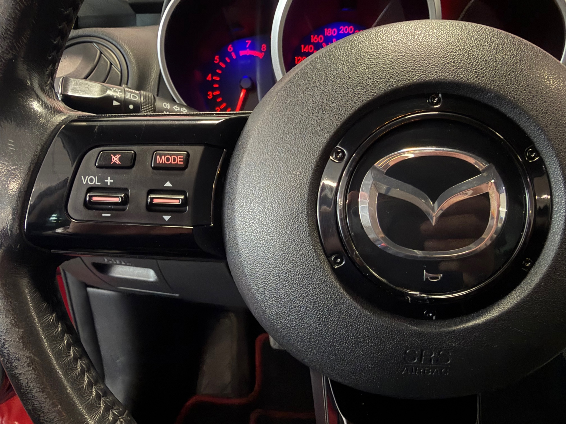 Foto van Mazda Cx-7