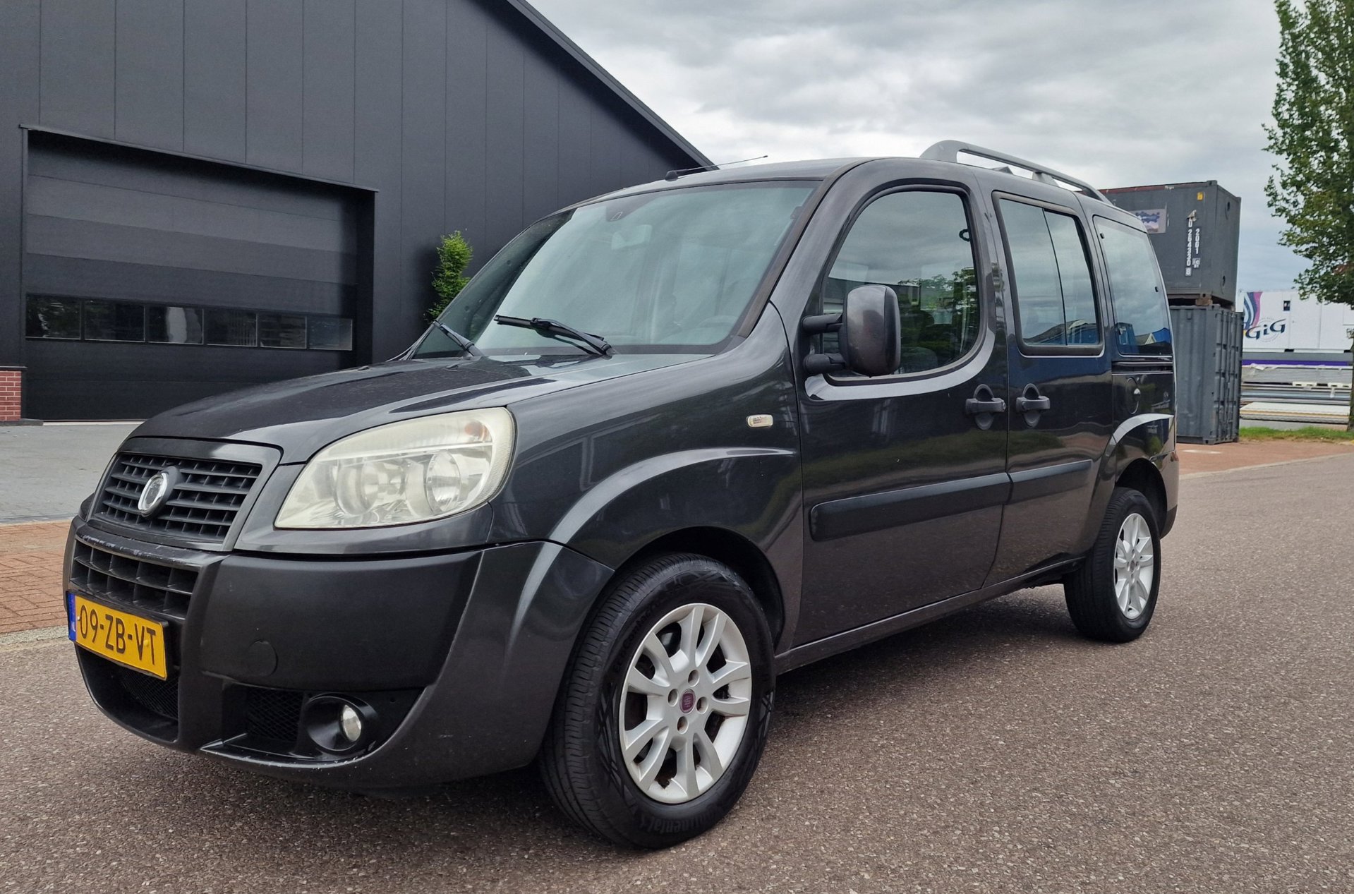 Fiat Fiat Doblo 1.4 Family AIRCO PSENSOR 2 X SLEUTELS 2008 - voorkant