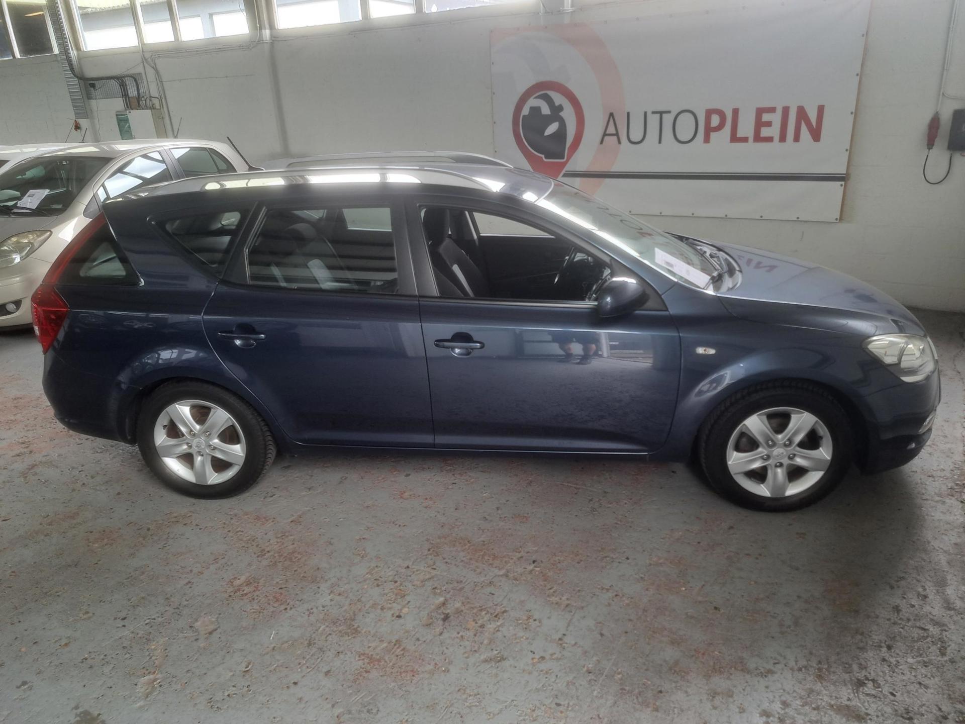 Foto van Kia Cee D