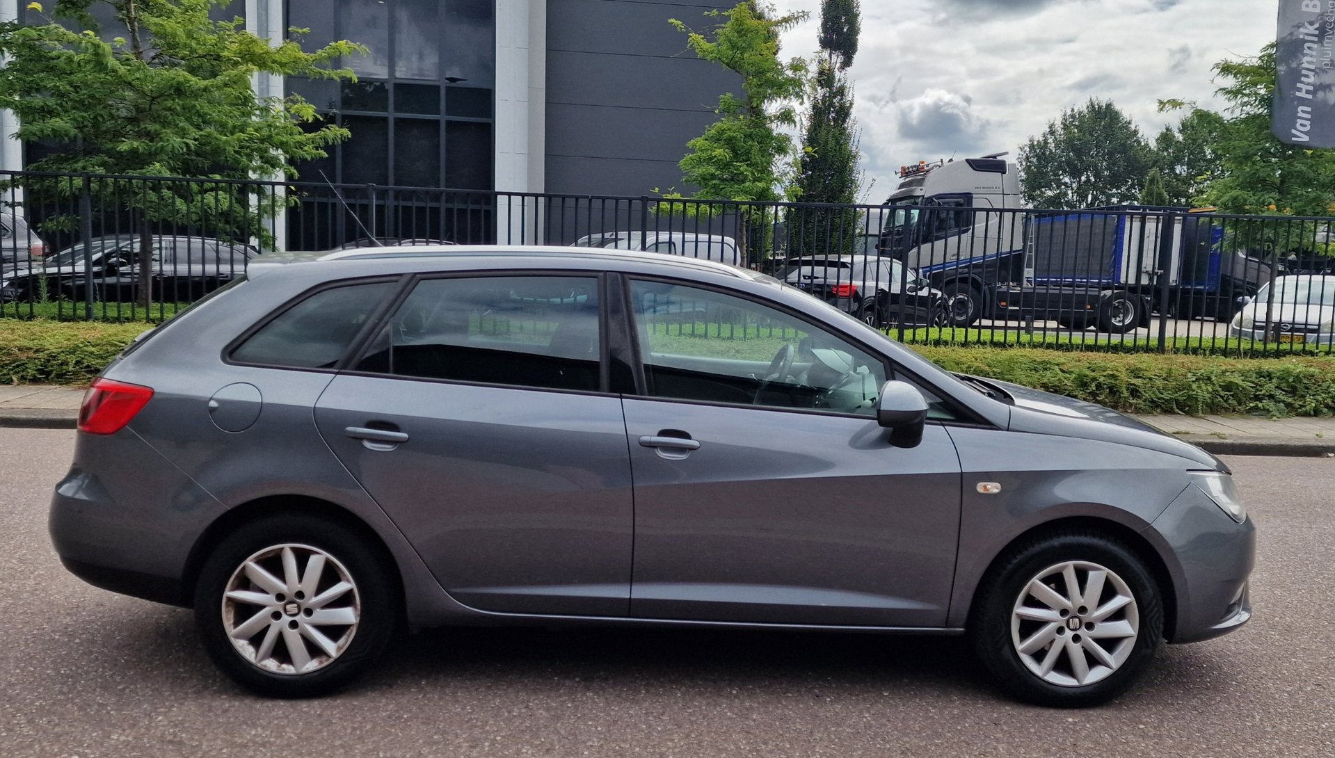 Foto van Seat Ibiza ST