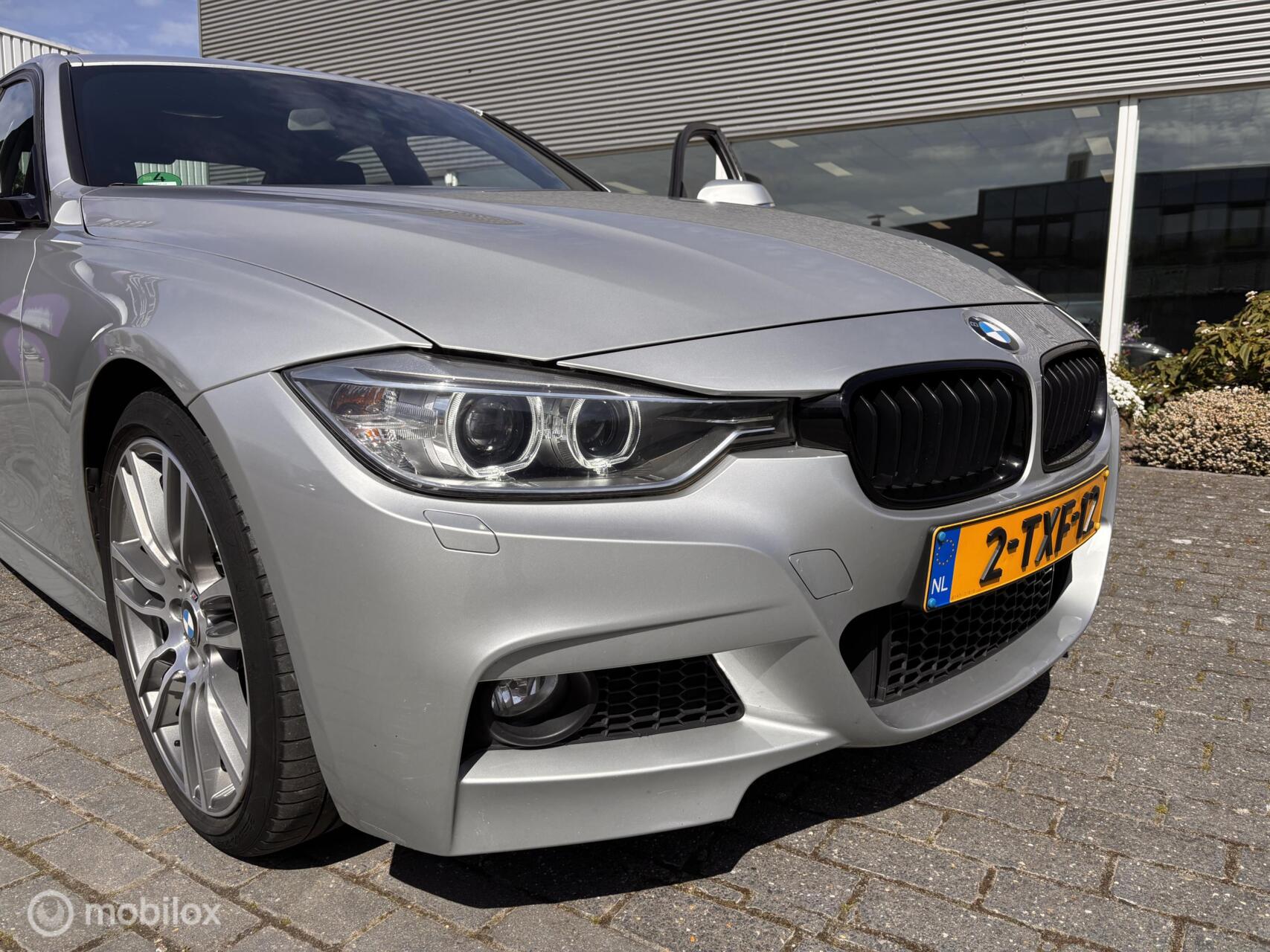 Foto van BMW 320i
